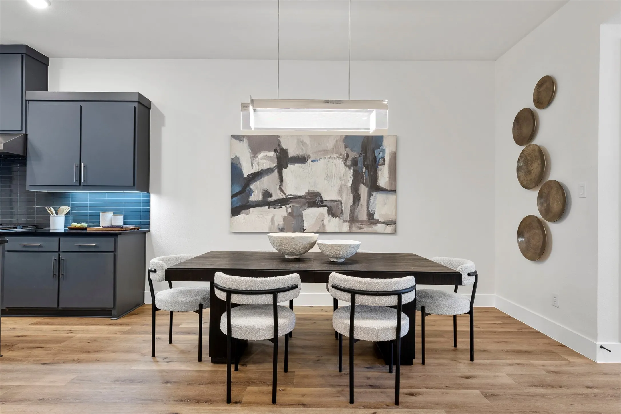 This place is set up perfectly for entertaining, with a flexible layout that makes hosting guests a total breeze.