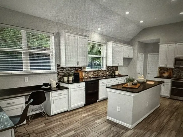 Single Family Residence For Sale in Collin County , 1601 Long Prairie Court, Allen, Texas 75002, 4 Bedroom, 3 Bathroom, 2 Garage spaces, 2,426 Sqft, built in 2002, mls#21407360, Real Estate Agent in Allen, Homes For Sale in Collin county, Homes For Sale in Allen, Realtor in Allen Texas, Real Estate Brokerage Independent Realty Texas, Luminita Cordes Realtor