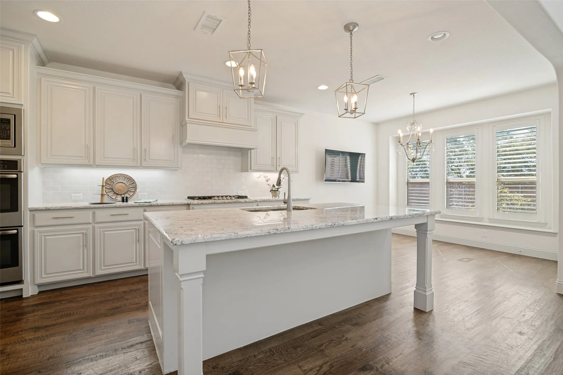Single Family Residence For Sale in Collin County , 1842 Legendary Reef Way, Wylie, Texas 75098, 5 Bedroom, 4 Bathroom, 3 Garage spaces, 4,117 Sqft, built in 2016, mls#21406552, Real Estate Agent in Wylie, Homes For Sale in Collin county, Homes For Sale in Wylie, Realtor in Wylie Texas, Real Estate Brokerage Independent Realty Texas, Luminita Cordes Realtor
