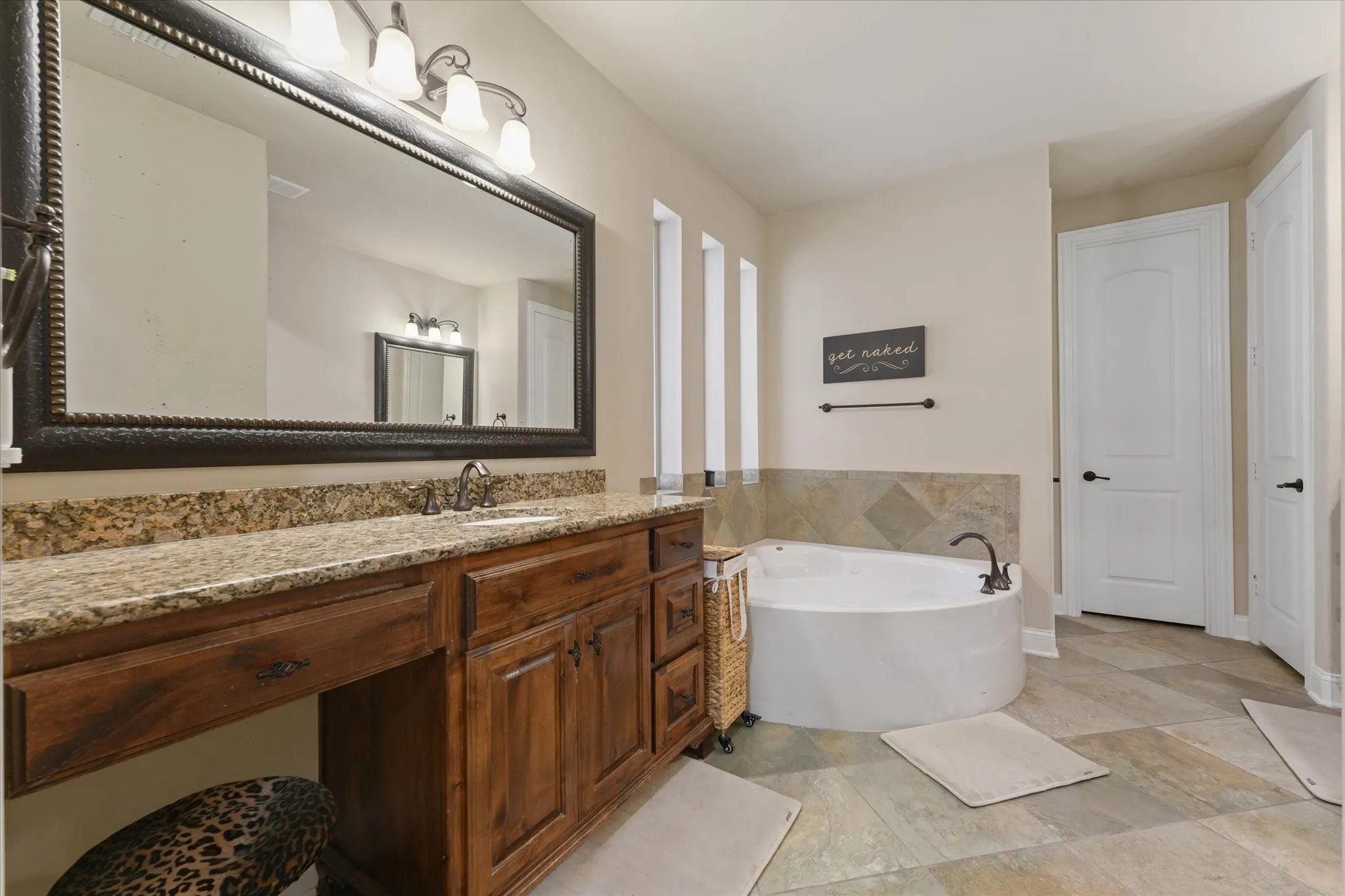 Single Family Residence For Sale in Denton County , 2723 Bondi Cove, Trophy Club, Texas 76262, 4 Bedroom, 4 Bathroom, 3 Garage spaces, 3,238 Sqft, built in 2010, mls#21406446, Real Estate Agent in Trophy Club, Homes For Sale in Denton county, Homes For Sale in Trophy Club, Realtor in Trophy Club Texas, Real Estate Brokerage Independent Realty Texas, Luminita Cordes Realtor