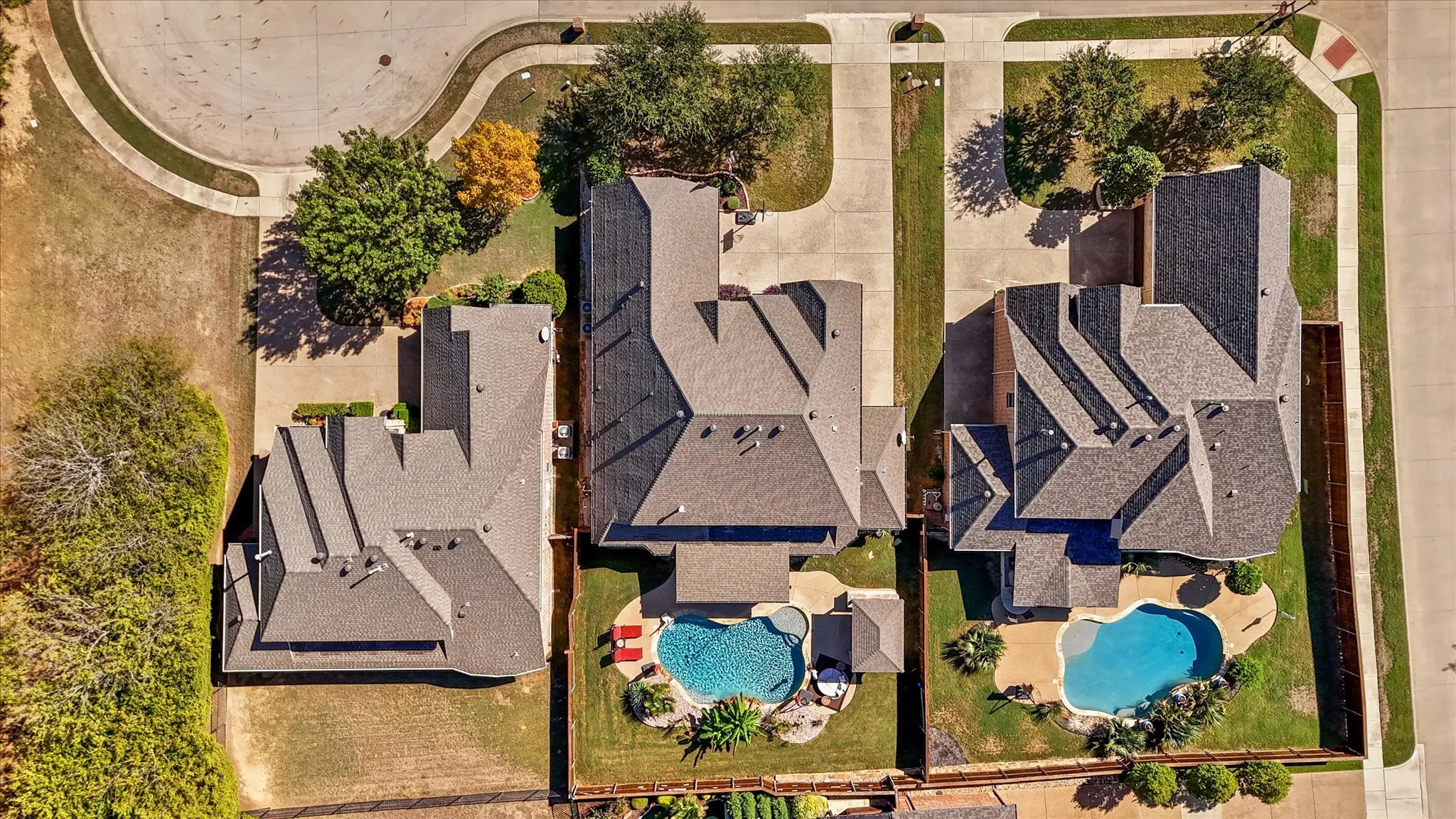Single Family Residence For Sale in Denton County , 2723 Bondi Cove, Trophy Club, Texas 76262, 4 Bedroom, 4 Bathroom, 3 Garage spaces, 3,238 Sqft, built in 2010, mls#21406446, Real Estate Agent in Trophy Club, Homes For Sale in Denton county, Homes For Sale in Trophy Club, Realtor in Trophy Club Texas, Real Estate Brokerage Independent Realty Texas, Luminita Cordes Realtor