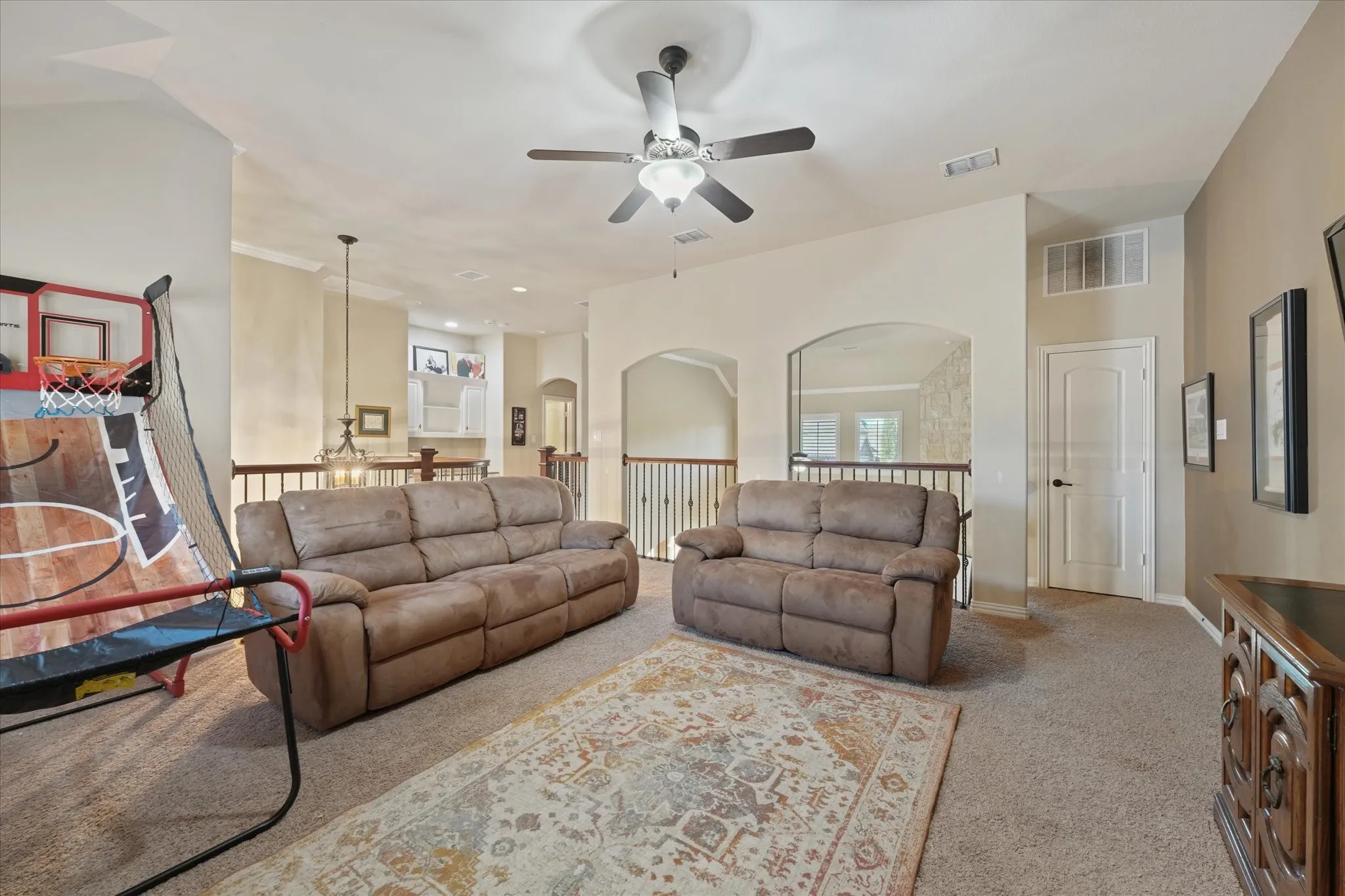 Single Family Residence For Sale in Denton County , 2723 Bondi Cove, Trophy Club, Texas 76262, 4 Bedroom, 4 Bathroom, 3 Garage spaces, 3,238 Sqft, built in 2010, mls#21406446, Real Estate Agent in Trophy Club, Homes For Sale in Denton county, Homes For Sale in Trophy Club, Realtor in Trophy Club Texas, Real Estate Brokerage Independent Realty Texas, Luminita Cordes Realtor