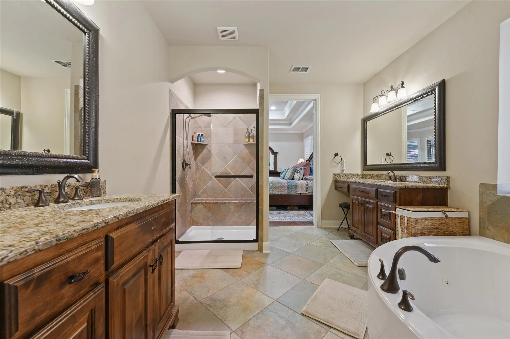 Single Family Residence For Sale in Denton County , 2723 Bondi Cove, Trophy Club, Texas 76262, 4 Bedroom, 4 Bathroom, 3 Garage spaces, 3,238 Sqft, built in 2010, mls#21406446, Real Estate Agent in Trophy Club, Homes For Sale in Denton county, Homes For Sale in Trophy Club, Realtor in Trophy Club Texas, Real Estate Brokerage Independent Realty Texas, Luminita Cordes Realtor