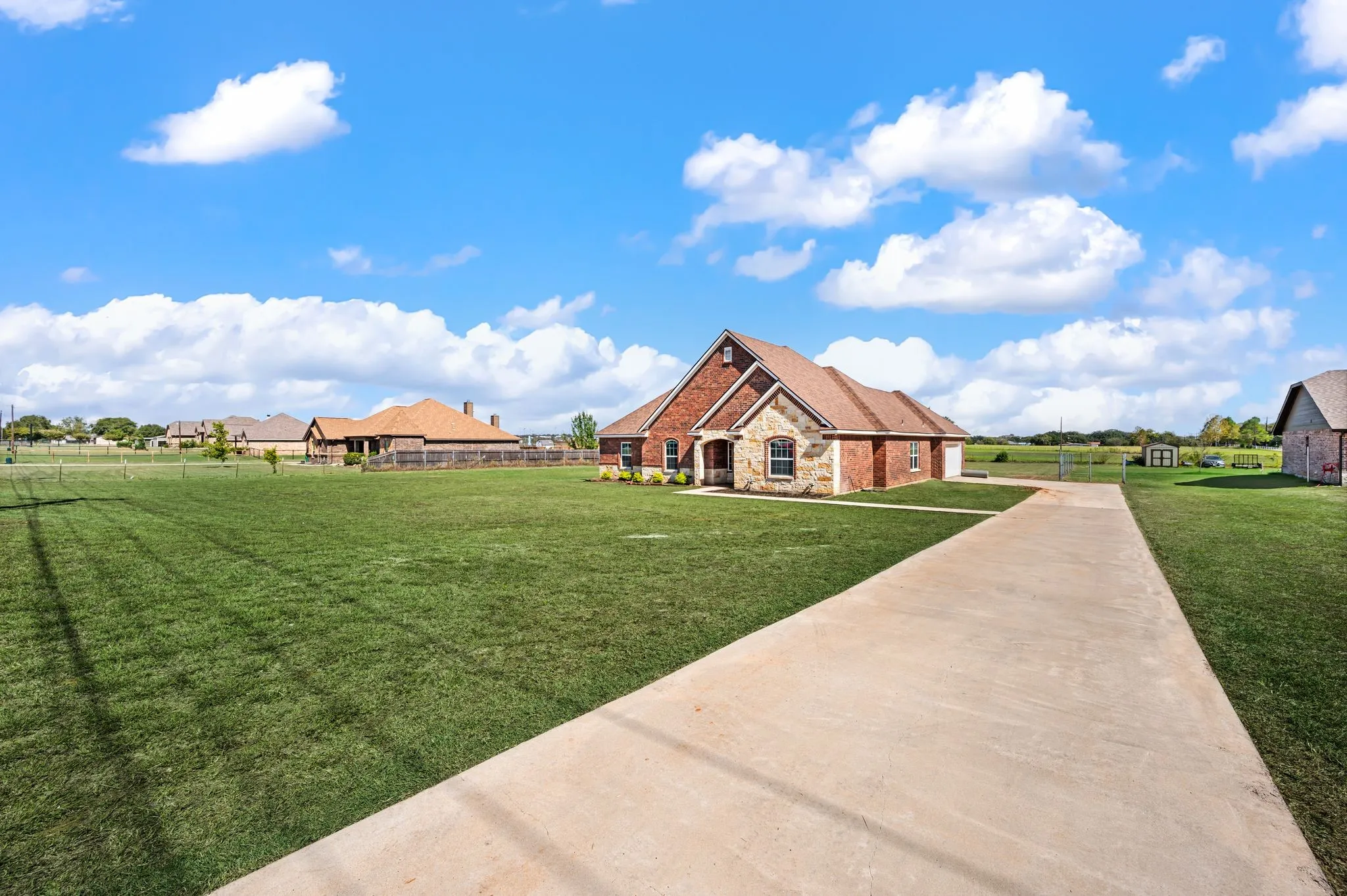 Single Family Residence For Sale in Parker County , 939 Old Reno Road, Reno, Texas 76082, 4 Bedroom, 2 Bathroom, 2 Garage spaces, 2,607 Sqft, built in 2014, mls#21404502, Real Estate Agent in Reno, Homes For Sale in Parker county, Homes For Sale in Reno, Realtor in Reno Texas, Real Estate Brokerage Independent Realty Texas, Luminita Cordes Realtor