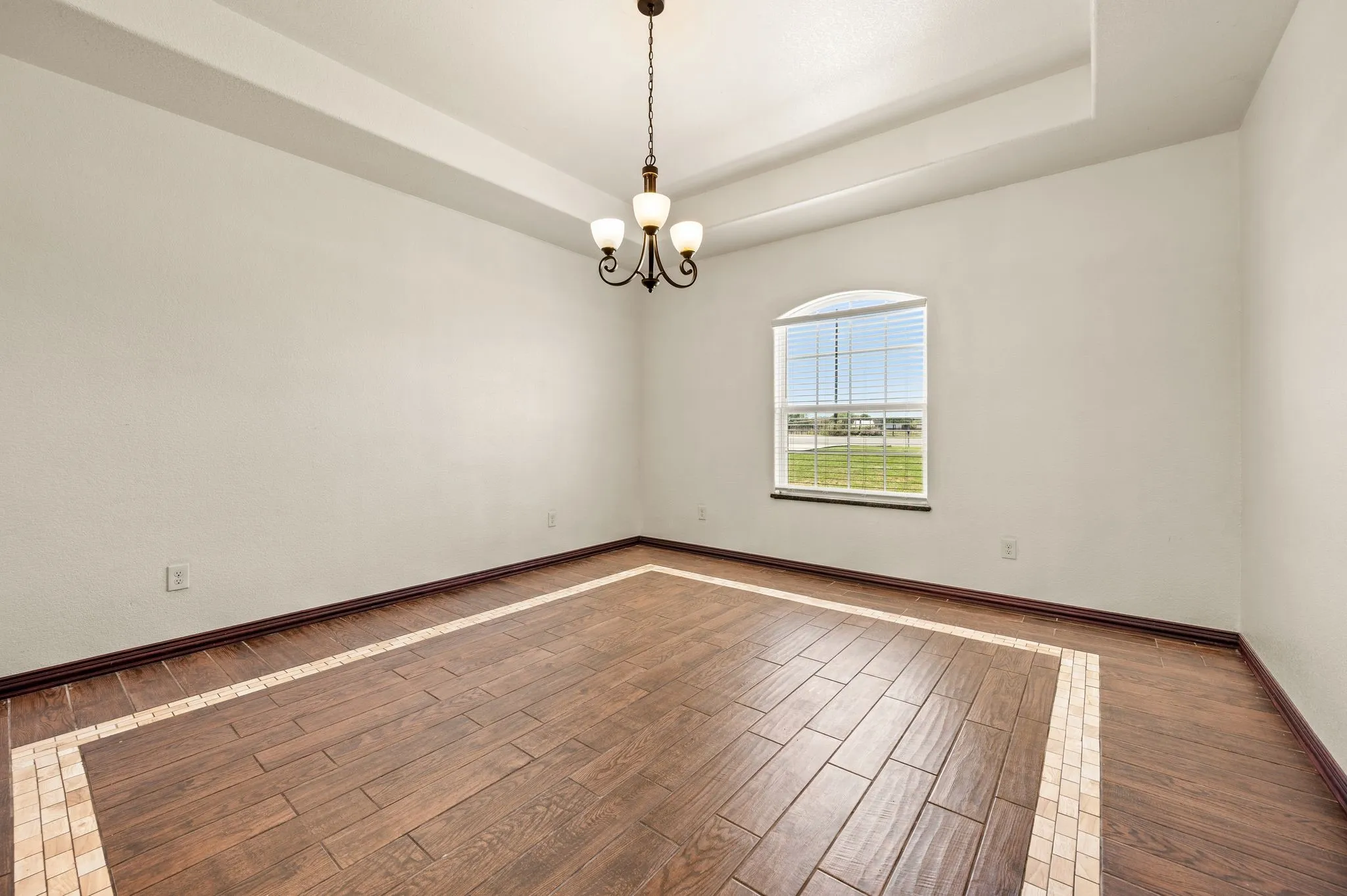 Single Family Residence For Sale in Parker County , 939 Old Reno Road, Reno, Texas 76082, 4 Bedroom, 2 Bathroom, 2 Garage spaces, 2,607 Sqft, built in 2014, mls#21404502, Real Estate Agent in Reno, Homes For Sale in Parker county, Homes For Sale in Reno, Realtor in Reno Texas, Real Estate Brokerage Independent Realty Texas, Luminita Cordes Realtor