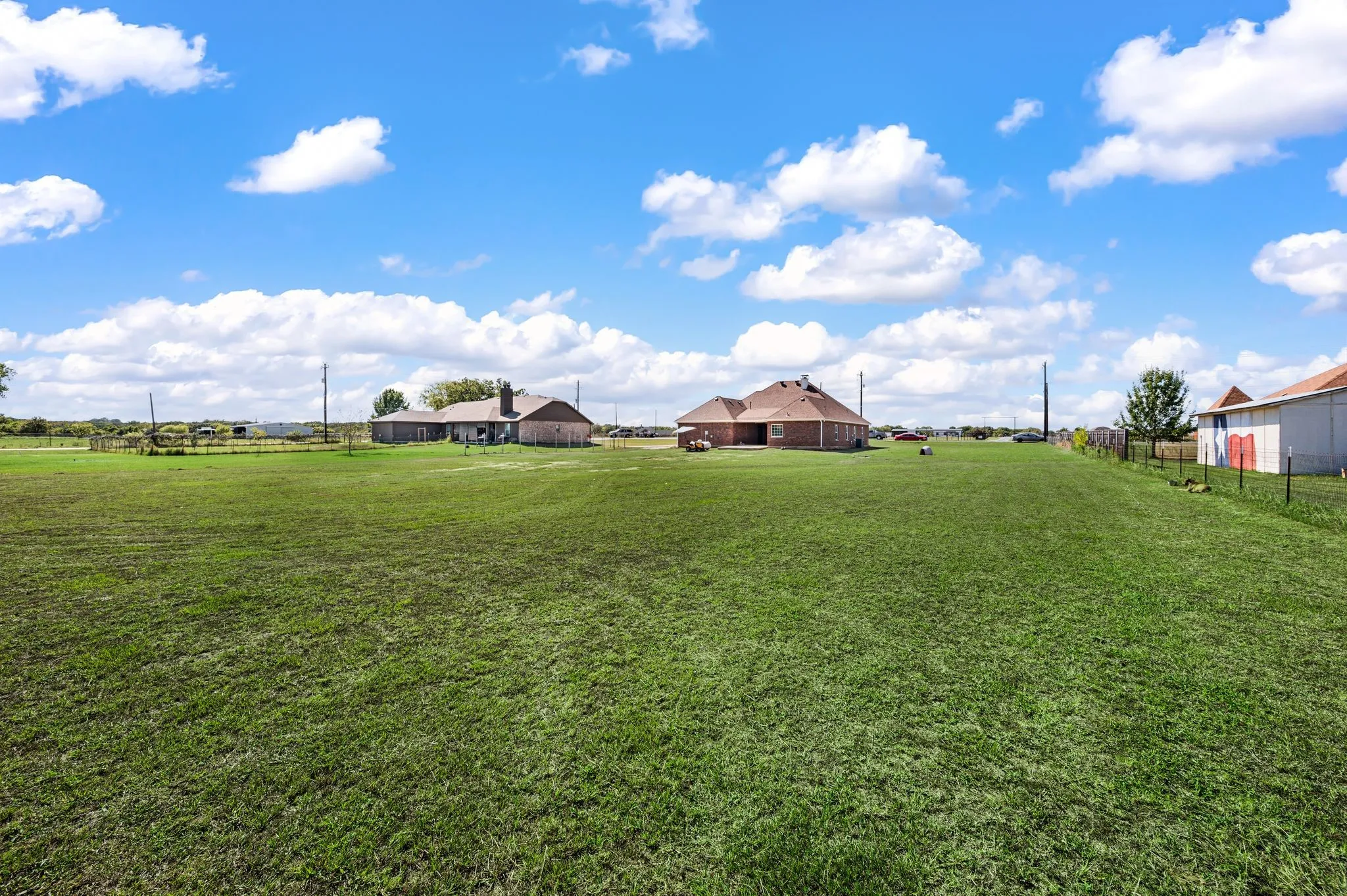 Single Family Residence For Sale in Parker County , 939 Old Reno Road, Reno, Texas 76082, 4 Bedroom, 2 Bathroom, 2 Garage spaces, 2,607 Sqft, built in 2014, mls#21404502, Real Estate Agent in Reno, Homes For Sale in Parker county, Homes For Sale in Reno, Realtor in Reno Texas, Real Estate Brokerage Independent Realty Texas, Luminita Cordes Realtor