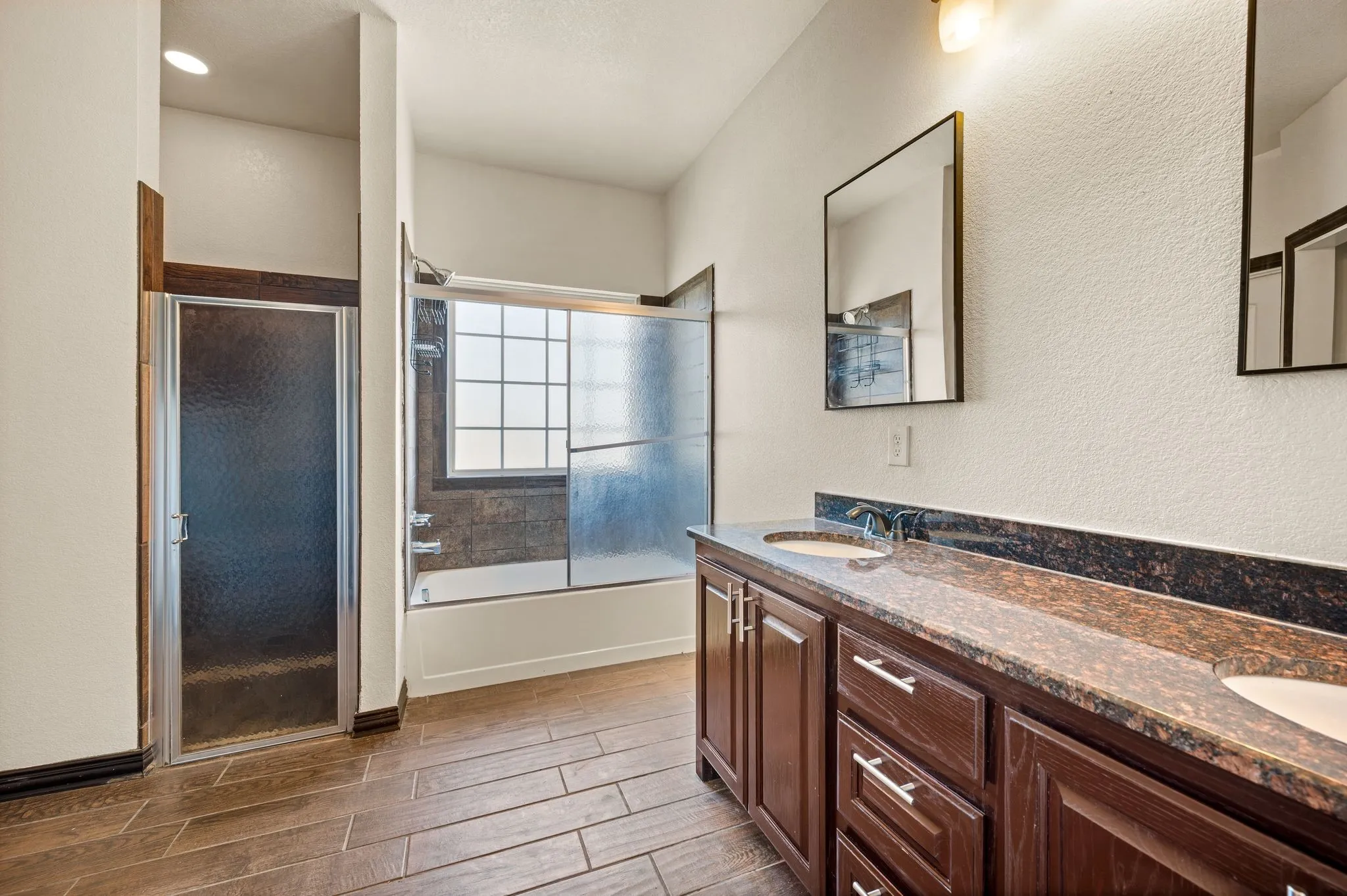 Single Family Residence For Sale in Parker County , 939 Old Reno Road, Reno, Texas 76082, 4 Bedroom, 2 Bathroom, 2 Garage spaces, 2,607 Sqft, built in 2014, mls#21404502, Real Estate Agent in Reno, Homes For Sale in Parker county, Homes For Sale in Reno, Realtor in Reno Texas, Real Estate Brokerage Independent Realty Texas, Luminita Cordes Realtor