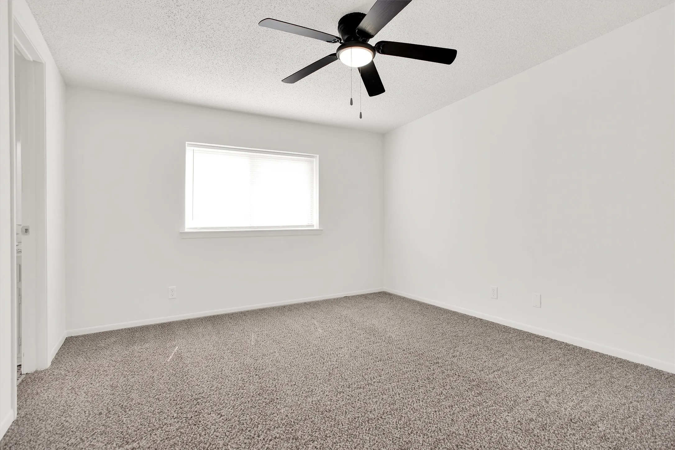 Upstairs south bedroom