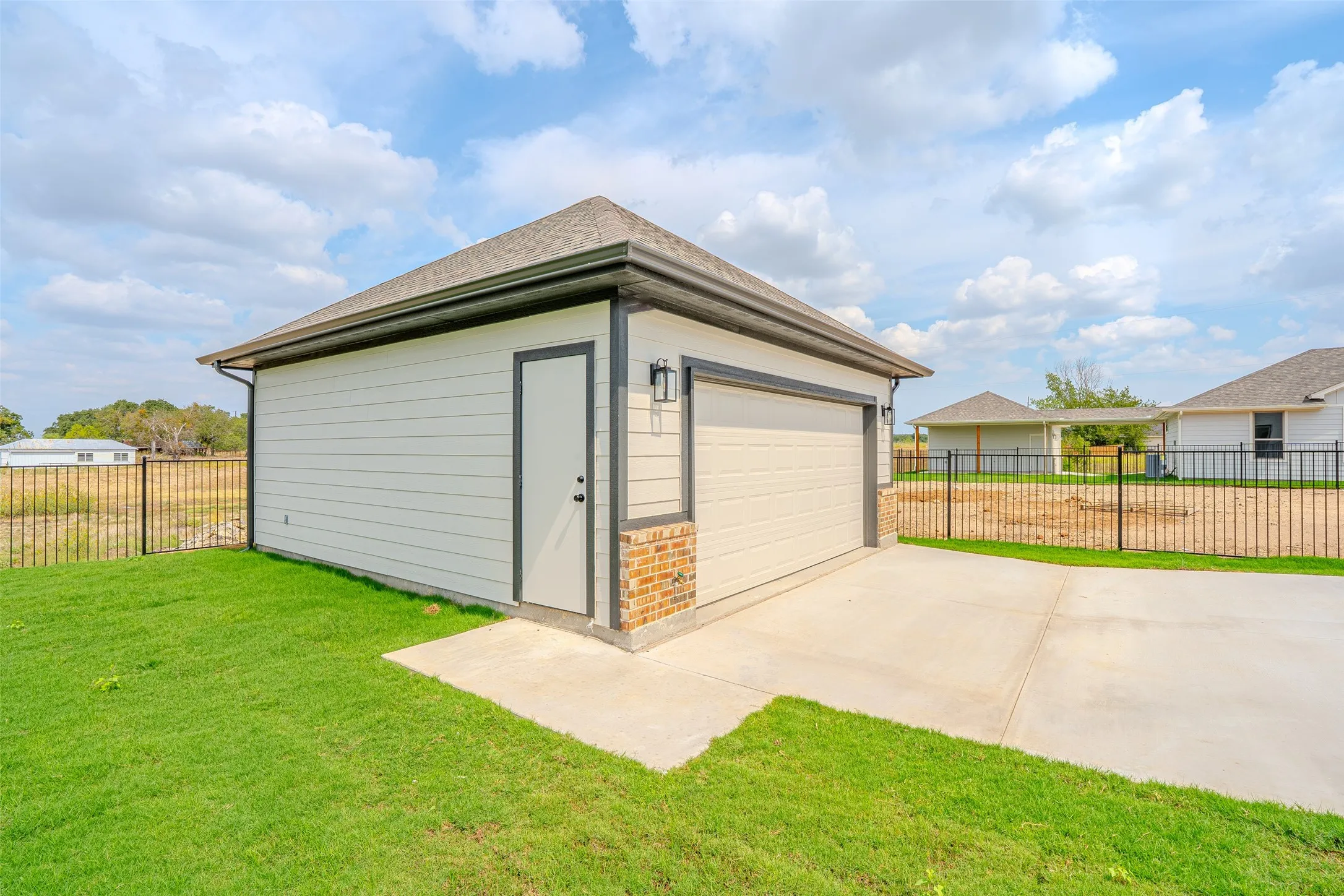 Single Family Residence For Sale in Bosque County , 108 K Street, Meridian, Texas 76665, 3 Bedroom, 2 Bathroom, 2 Garage spaces, 1,466 Sqft, built in 2026, mls#21403673, Real Estate Agent in Meridian, Homes For Sale in Bosque county, Homes For Sale in Meridian, Realtor in Meridian Texas, Real Estate Brokerage Independent Realty Texas, Luminita Cordes Realtor