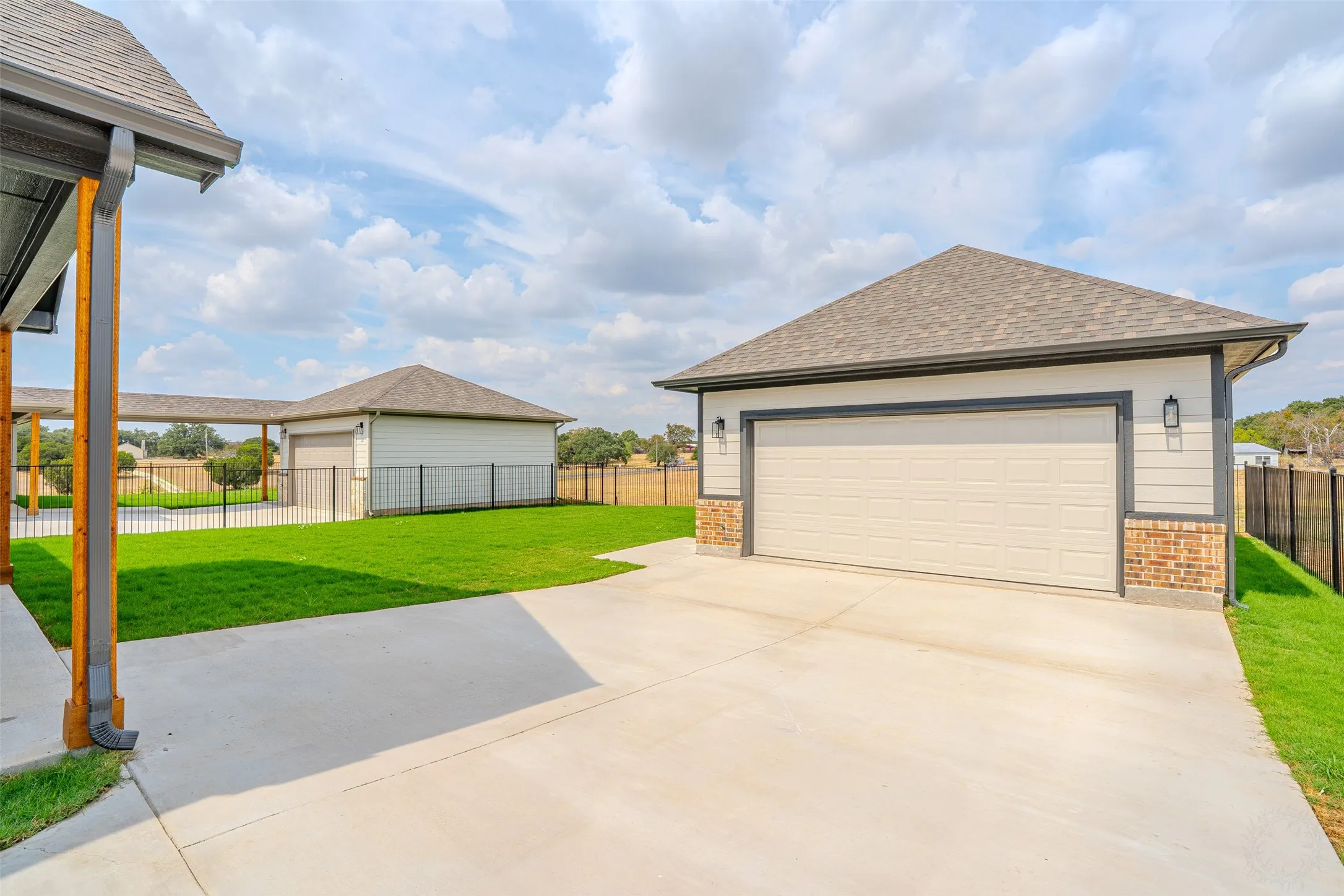 Single Family Residence For Sale in Bosque County , 108 K Street, Meridian, Texas 76665, 3 Bedroom, 2 Bathroom, 2 Garage spaces, 1,466 Sqft, built in 2026, mls#21403673, Real Estate Agent in Meridian, Homes For Sale in Bosque county, Homes For Sale in Meridian, Realtor in Meridian Texas, Real Estate Brokerage Independent Realty Texas, Luminita Cordes Realtor