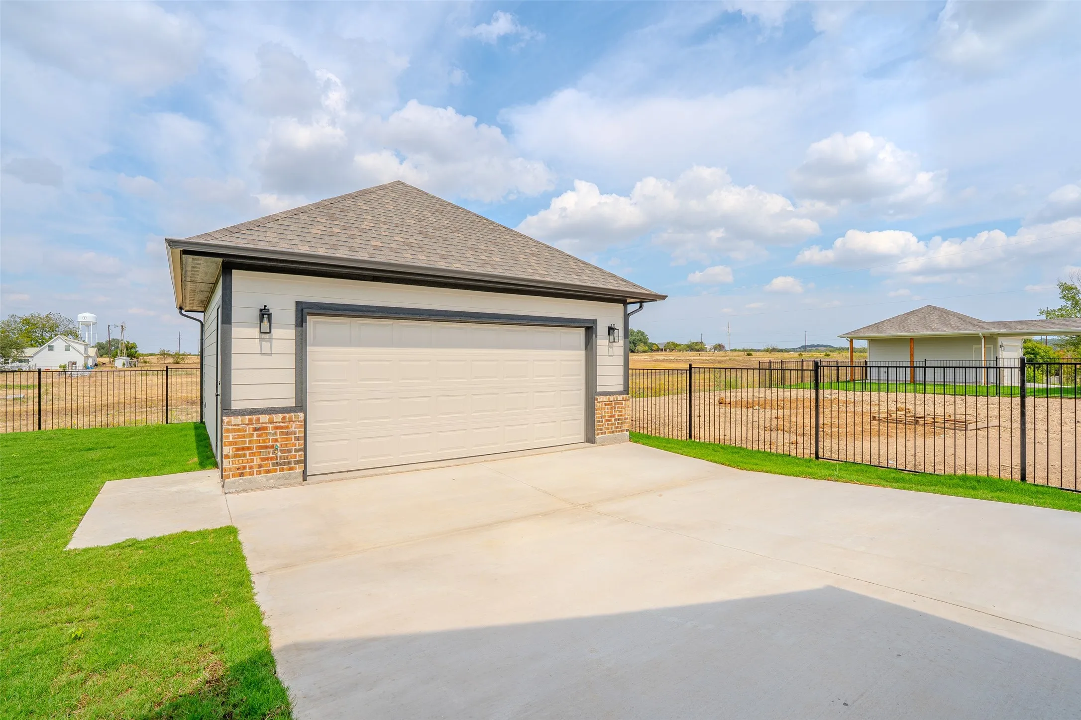 Single Family Residence For Sale in Bosque County , 108 K Street, Meridian, Texas 76665, 3 Bedroom, 2 Bathroom, 2 Garage spaces, 1,466 Sqft, built in 2026, mls#21403673, Real Estate Agent in Meridian, Homes For Sale in Bosque county, Homes For Sale in Meridian, Realtor in Meridian Texas, Real Estate Brokerage Independent Realty Texas, Luminita Cordes Realtor
