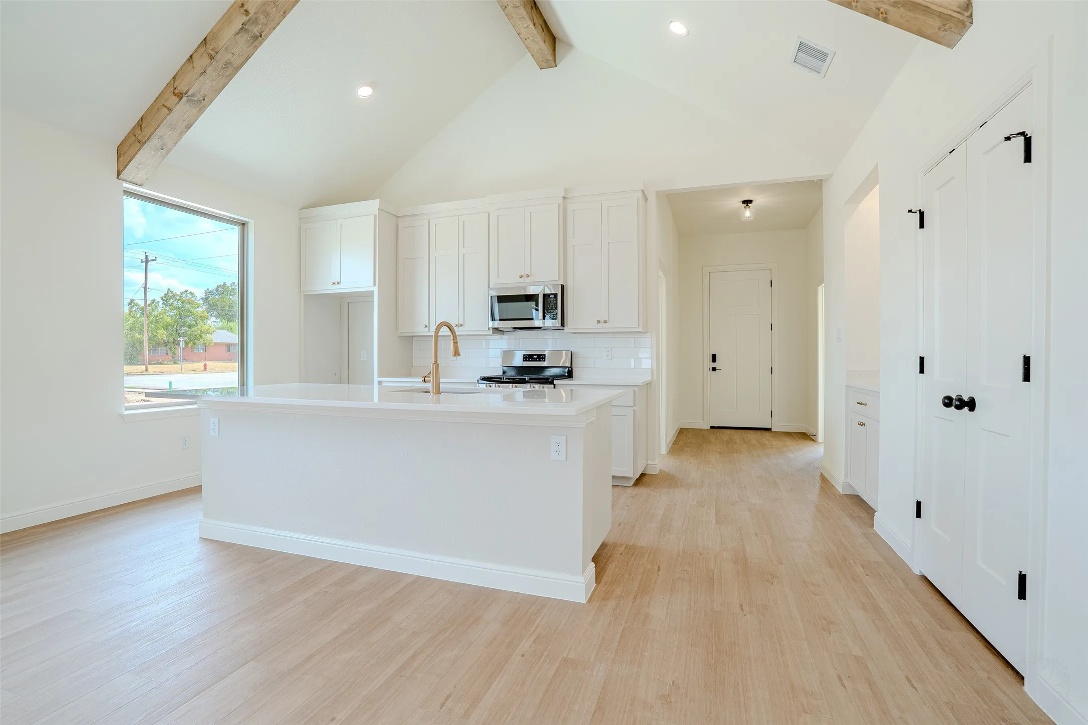Single Family Residence For Sale in Bosque County , 108 K Street, Meridian, Texas 76665, 3 Bedroom, 2 Bathroom, 2 Garage spaces, 1,466 Sqft, built in 2026, mls#21403673, Real Estate Agent in Meridian, Homes For Sale in Bosque county, Homes For Sale in Meridian, Realtor in Meridian Texas, Real Estate Brokerage Independent Realty Texas, Luminita Cordes Realtor
