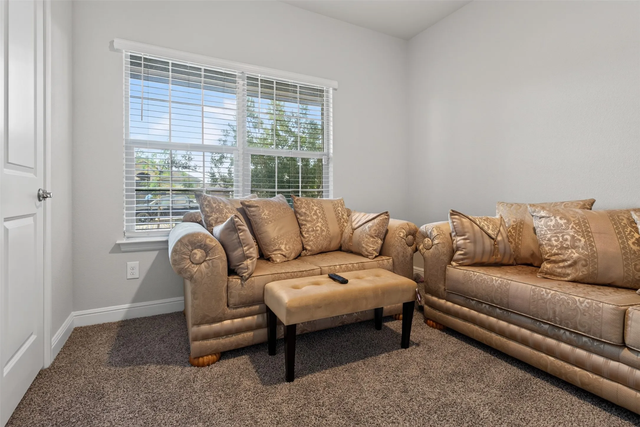 Single Family Residence For Rent in Johnson County , 1203 Larkspur Lane, Cleburne, Texas 76033, 4 Bedroom, 2 Bathroom, 3 Garage spaces, 1,848 Sqft, built in 2020, mls#21407763, Real Estate Agent in Cleburne, Homes For Rent in Johnson county, Homes For Rent in Cleburne, Realtor in Cleburne Texas, Real Estate Brokerage Independent Realty Texas, Luminita Cordes Realtor