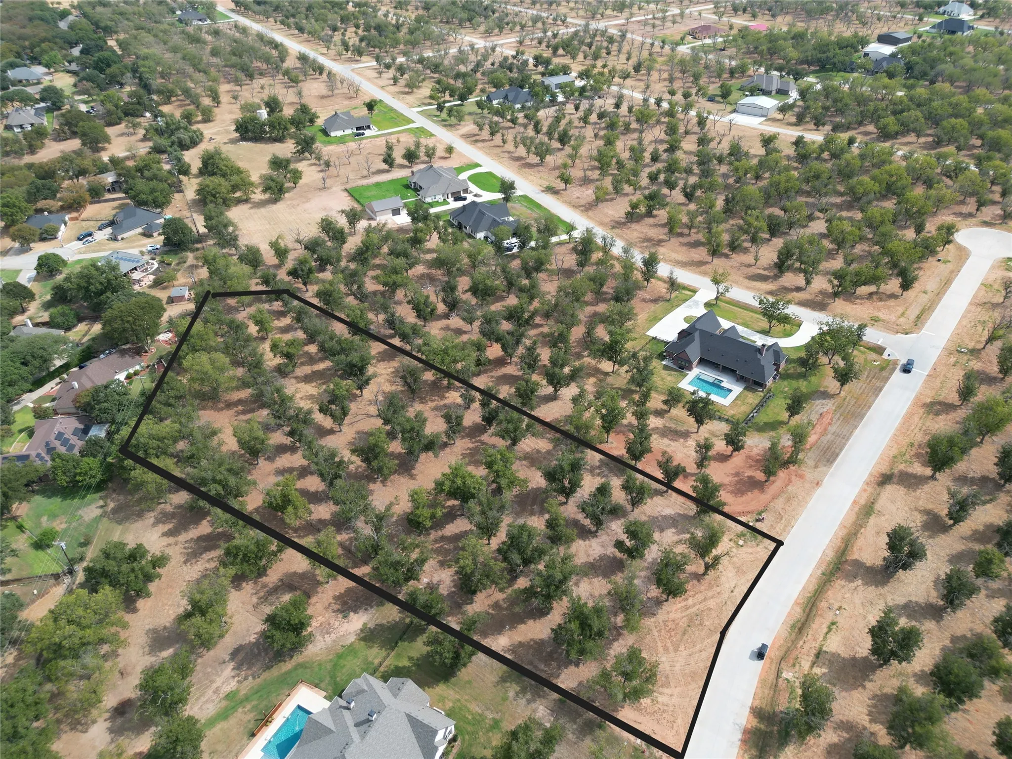 Unimproved Land For Sale in Hood County , 930 E Landings Drive, Granbury, Texas 76049, 0, 0, Garage spaces, 0 Sqft, built in 0, mls#21407769, Real Estate Agent in Granbury, Homes For Sale in Hood county, Homes For Sale in Granbury, Realtor in Granbury Texas, Real Estate Brokerage Independent Realty Texas, Luminita Cordes Realtor