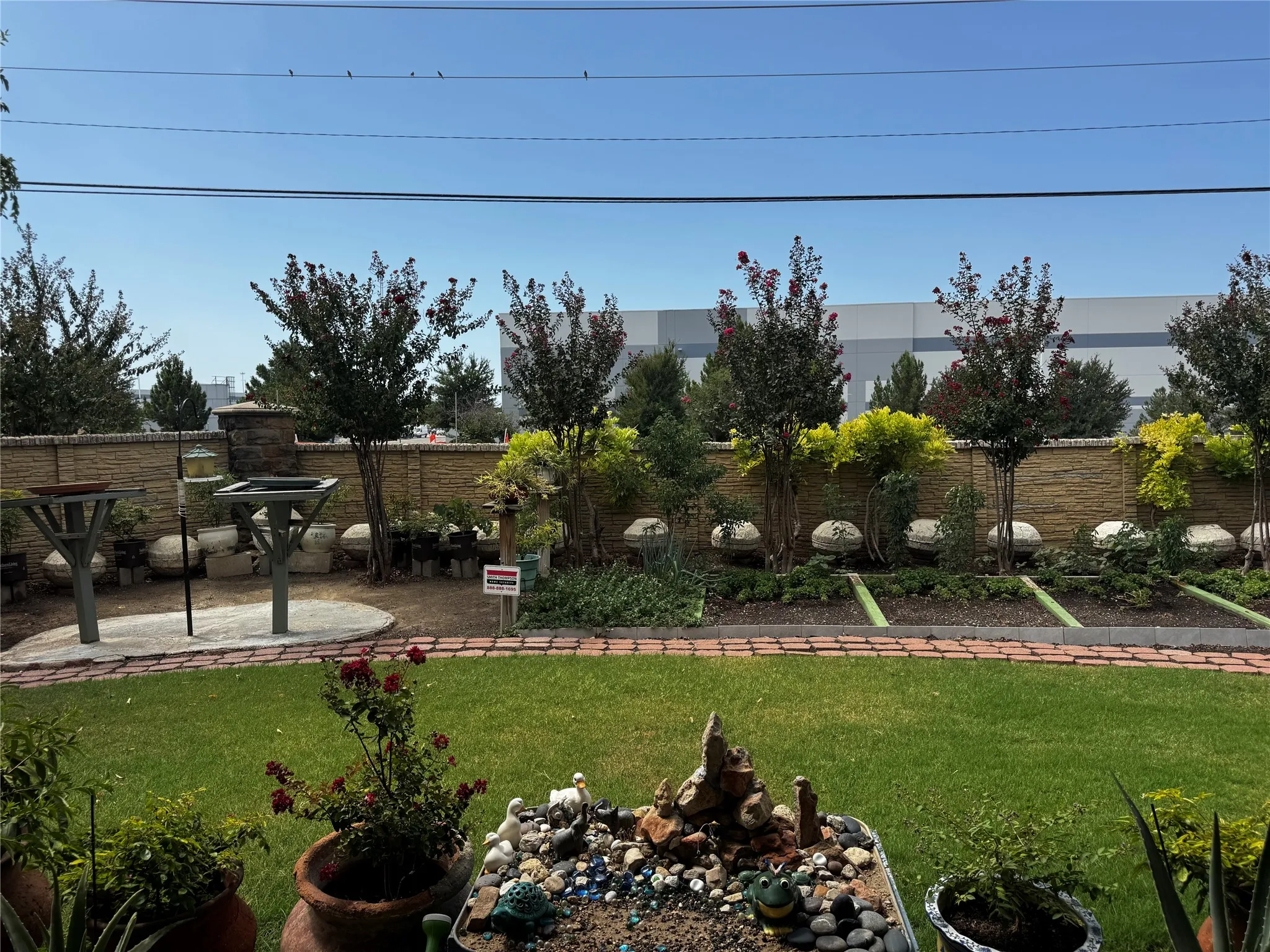 Single Family Residence For Sale in Tarrant County , 2720 Gray Rock Drive, Fort Worth, Texas 76131, 3 Bedroom, 2 Bathroom, 2 Garage spaces, 2,035 Sqft, built in 2003, mls#21374232, Real Estate Agent in Fort Worth, Homes For Sale in Tarrant county, Homes For Sale in Fort Worth, Realtor in Fort Worth Texas, Real Estate Brokerage Independent Realty Texas, Luminita Cordes Realtor