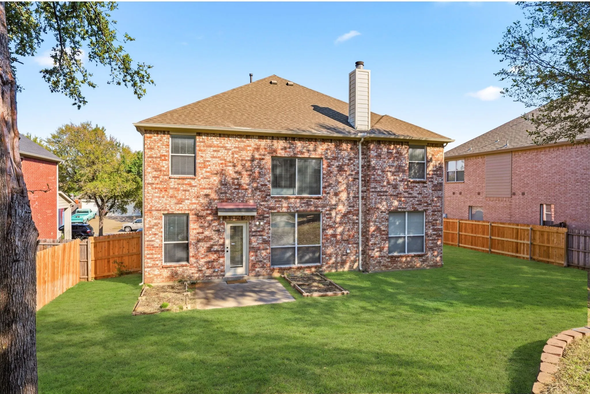 Single Family Residence For Sale in Tarrant County , 7833 Harvest Hill Road, North Richland Hills, Texas 76182, 5 Bedroom, 3 Bathroom, 3 Garage spaces, 2,872 Sqft, built in 2003, mls#21405847, Real Estate Agent in North Richland Hills, Homes For Sale in Tarrant county, Homes For Sale in North Richland Hills, Realtor in North Richland Hills Texas, Real Estate Brokerage Independent Realty Texas, Luminita Cordes Realtor