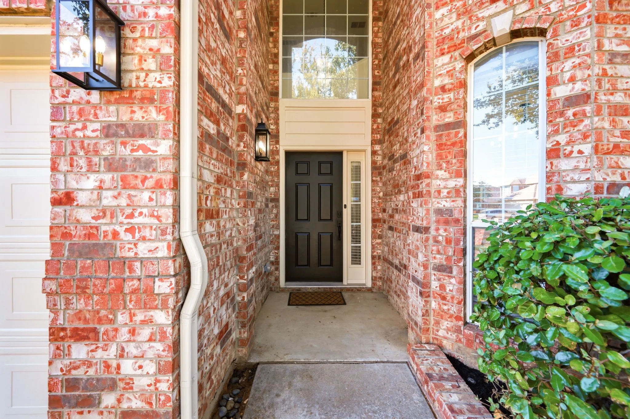Single Family Residence For Sale in Tarrant County , 7833 Harvest Hill Road, North Richland Hills, Texas 76182, 5 Bedroom, 3 Bathroom, 3 Garage spaces, 2,872 Sqft, built in 2003, mls#21405847, Real Estate Agent in North Richland Hills, Homes For Sale in Tarrant county, Homes For Sale in North Richland Hills, Realtor in North Richland Hills Texas, Real Estate Brokerage Independent Realty Texas, Luminita Cordes Realtor