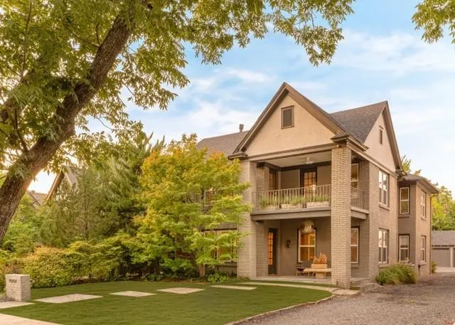 Single Family Residence For Rent