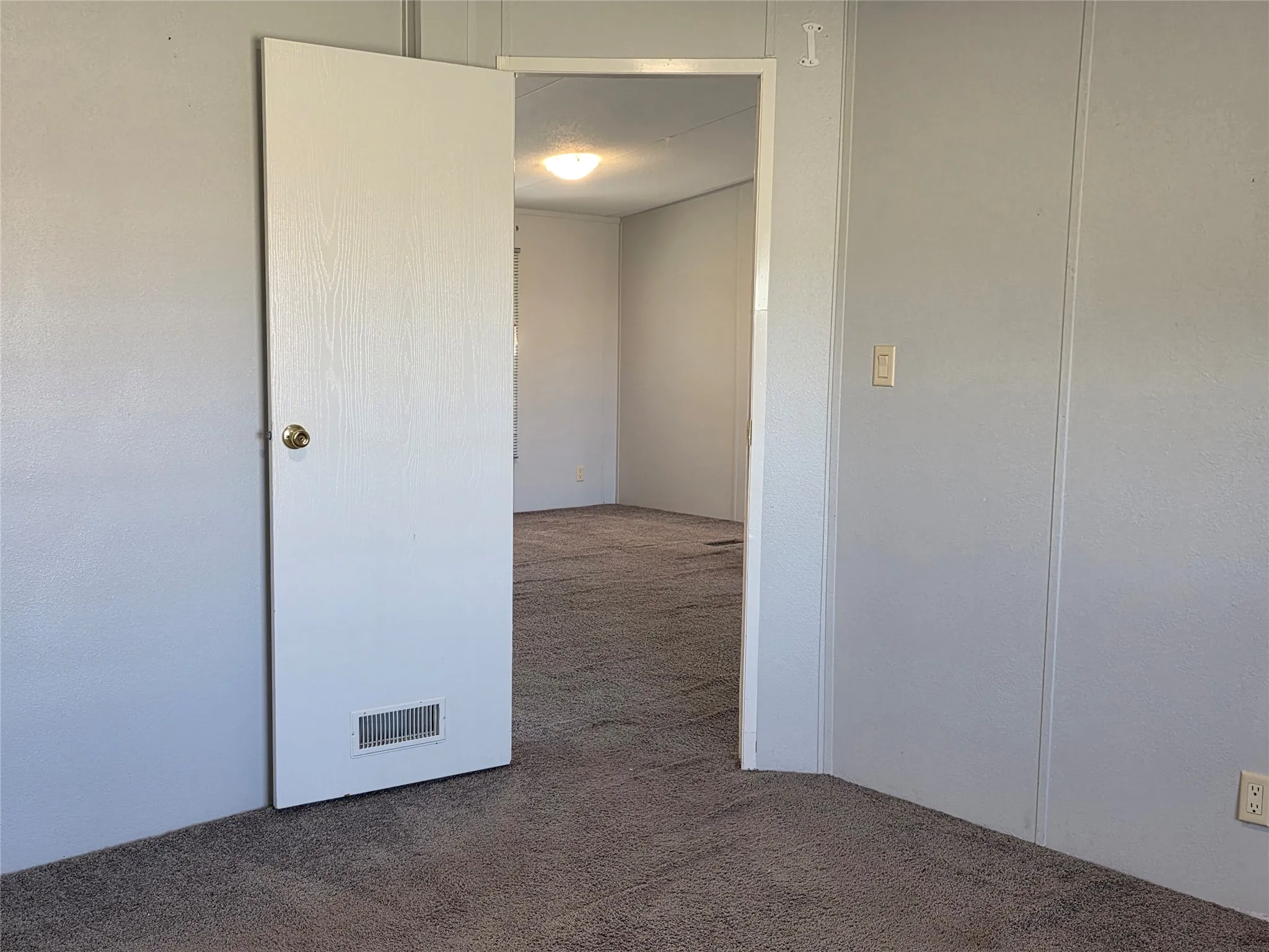 Manufactured Home For Sale in Johnson County , 5905 Texas Street, Joshua, Texas 76058, 3 Bedroom, 2 Bathroom, Garage spaces, 1,344 Sqft, built in 1999, mls#21406861, Real Estate Agent in Joshua, Homes For Sale in Johnson county, Homes For Sale in Joshua, Realtor in Joshua Texas, Real Estate Brokerage Independent Realty Texas, Luminita Cordes Realtor