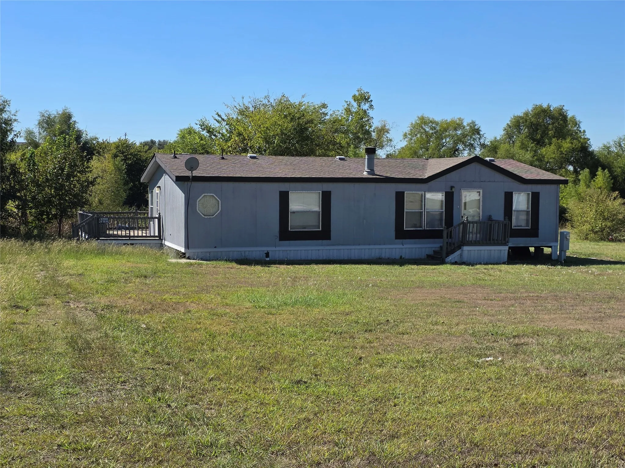 Manufactured Home For Sale in Johnson County , 5905 Texas Street, Joshua, Texas 76058, 3 Bedroom, 2 Bathroom, Garage spaces, 1,344 Sqft, built in 1999, mls#21406861, Real Estate Agent in Joshua, Homes For Sale in Johnson county, Homes For Sale in Joshua, Realtor in Joshua Texas, Real Estate Brokerage Independent Realty Texas, Luminita Cordes Realtor