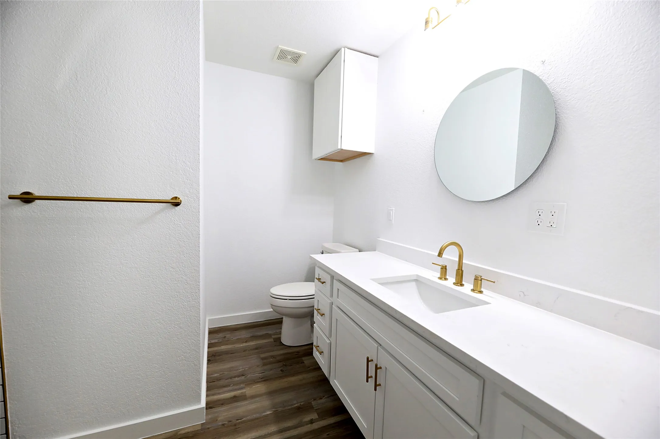 Single Family Residence For Sale in Montague County , 506 Lindsey Street, Bowie, Texas 76230, 4 Bedroom, 2 Bathroom, 1 Garage spaces, 1,482 Sqft, built in 1958, mls#21404748, Real Estate Agent in Bowie, Homes For Sale in Montague county, Homes For Sale in Bowie, Realtor in Bowie Texas, Real Estate Brokerage Independent Realty Texas, Luminita Cordes Realtor