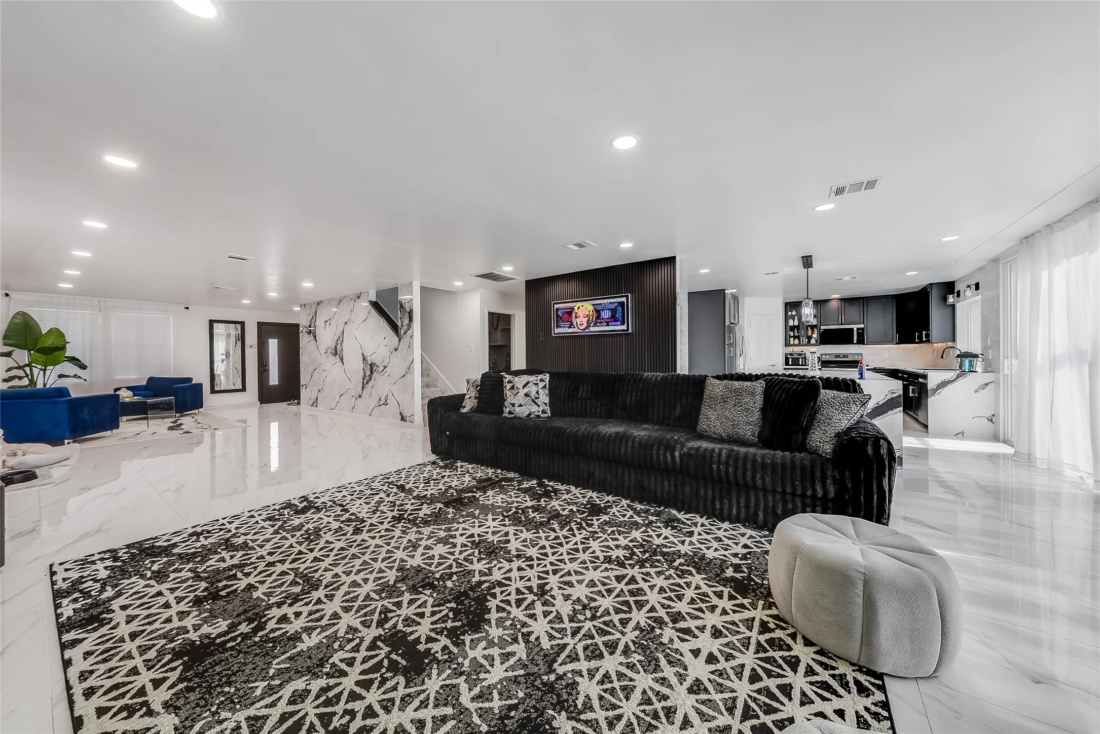 Single Family Residence For Sale in Collin County , 809 Bessemer Drive, Wylie, Texas 75098, 5 Bedroom, 3 Bathroom, 2 Garage spaces, 3,443 Sqft, built in 2004, mls#21396673, Real Estate Agent in Wylie, Homes For Sale in Collin county, Homes For Sale in Wylie, Realtor in Wylie Texas, Real Estate Brokerage Independent Realty Texas, Luminita Cordes Realtor