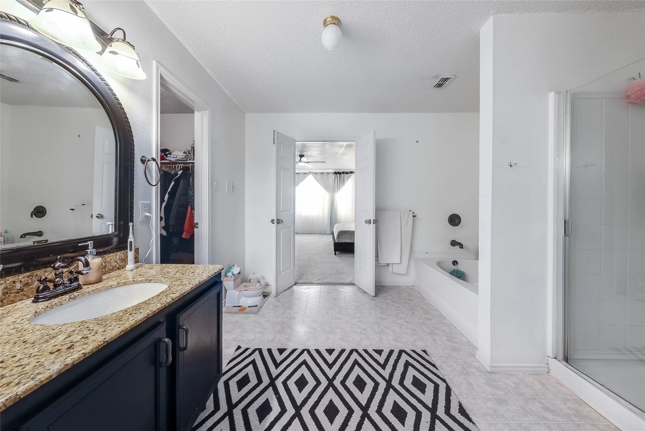 Single Family Residence For Sale in Collin County , 809 Bessemer Drive, Wylie, Texas 75098, 5 Bedroom, 3 Bathroom, 2 Garage spaces, 3,443 Sqft, built in 2004, mls#21396673, Real Estate Agent in Wylie, Homes For Sale in Collin county, Homes For Sale in Wylie, Realtor in Wylie Texas, Real Estate Brokerage Independent Realty Texas, Luminita Cordes Realtor