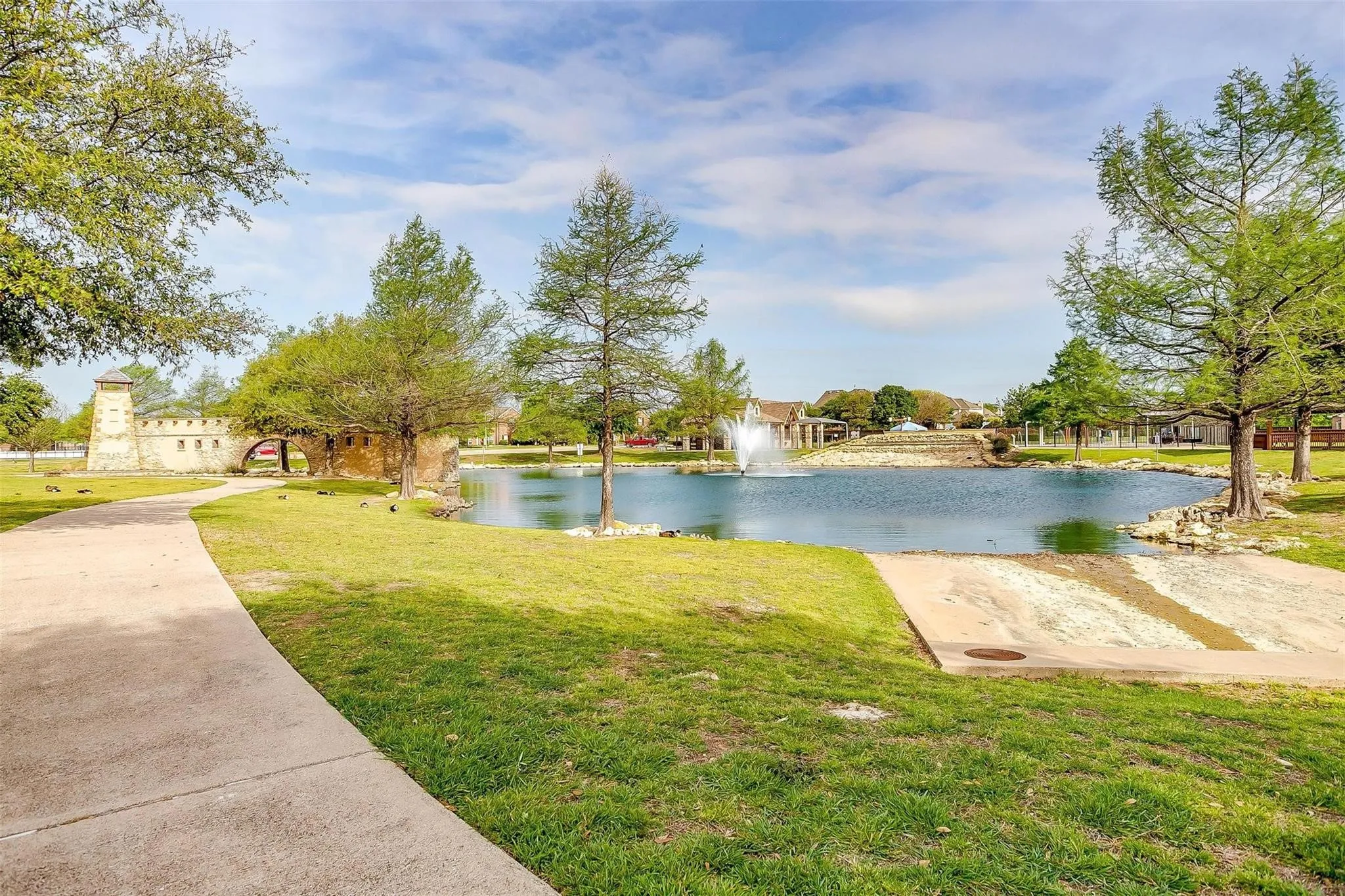 Single Family Residence For Rent in Tarrant County , 1136 Roping Reins Way, Fort Worth, Texas 76052, 3 Bedroom, 2 Bathroom, 2 Garage spaces, 1,321 Sqft, built in 2007, mls#21407167, Real Estate Agent in Fort Worth, Homes For Rent in Tarrant county, Homes For Rent in Fort Worth, Realtor in Fort Worth Texas, Real Estate Brokerage Independent Realty Texas, Luminita Cordes Realtor