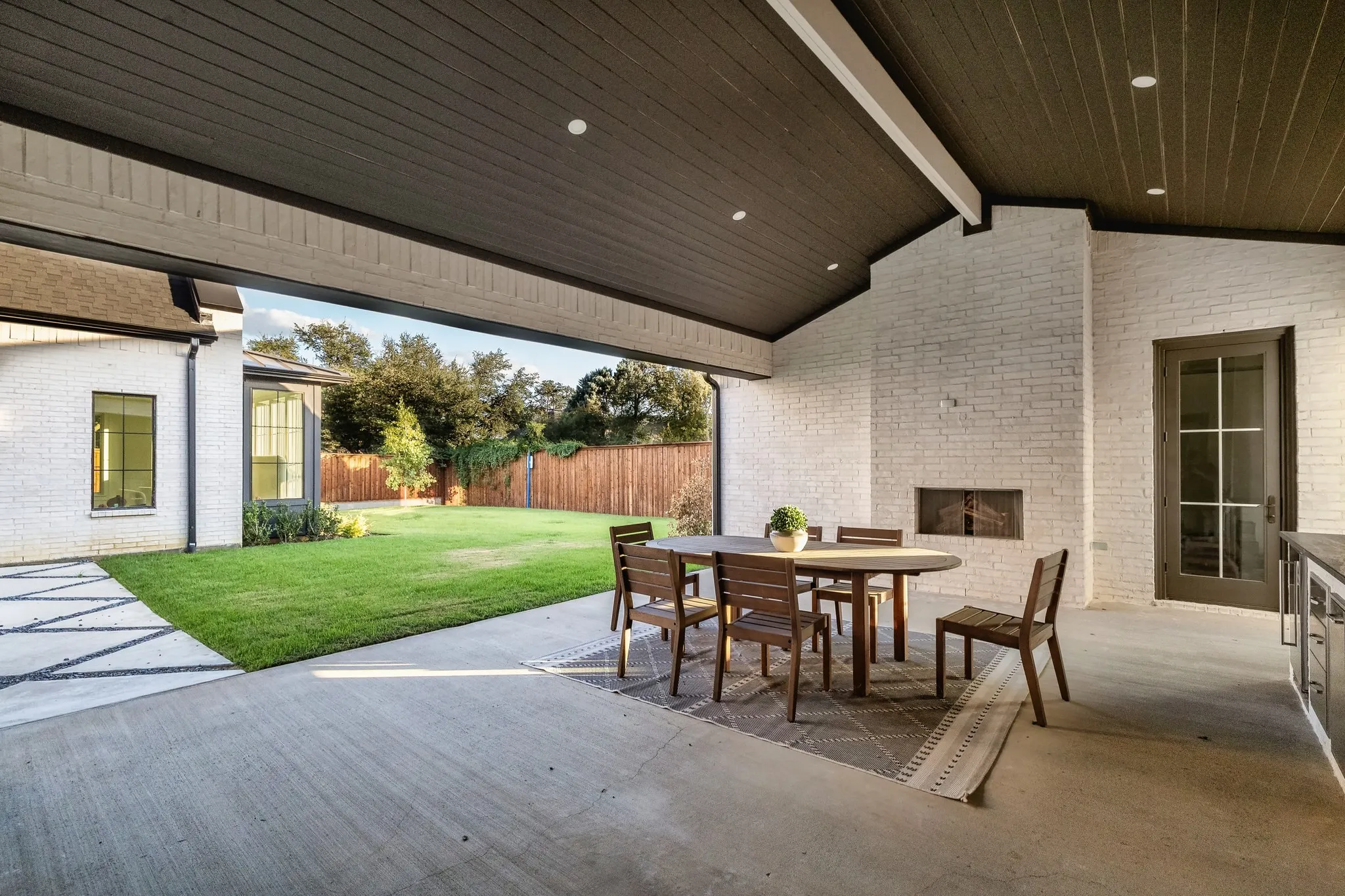 Single Family Residence For Sale in Dallas County , 6930 Pemberton Drive, Dallas, Texas 75230, 5 Bedroom, 8 Bathroom, 3 Garage spaces, 7,488 Sqft, built in 2026, mls#21390214, Real Estate Agent in Dallas, Homes For Sale in Dallas county, Homes For Sale in Dallas, Realtor in Dallas Texas, Real Estate Brokerage Independent Realty Texas, Luminita Cordes Realtor