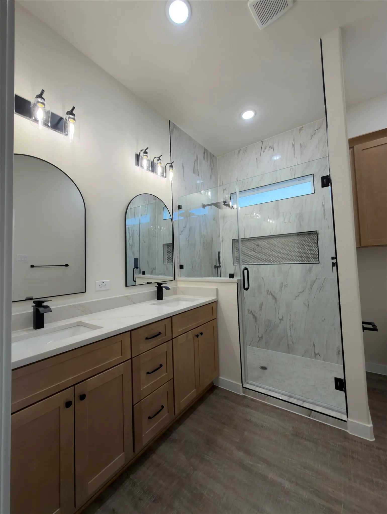 Single Family Residence For Sale in Hood County , 3412 Brazos River Drive, Granbury, Texas 76048, 3 Bedroom, 2 Bathroom, 1 Garage spaces, 1,436 Sqft, built in 2026, mls#21394372, Real Estate Agent in Granbury, Homes For Sale in Hood county, Homes For Sale in Granbury, Realtor in Granbury Texas, Real Estate Brokerage Independent Realty Texas, Luminita Cordes Realtor