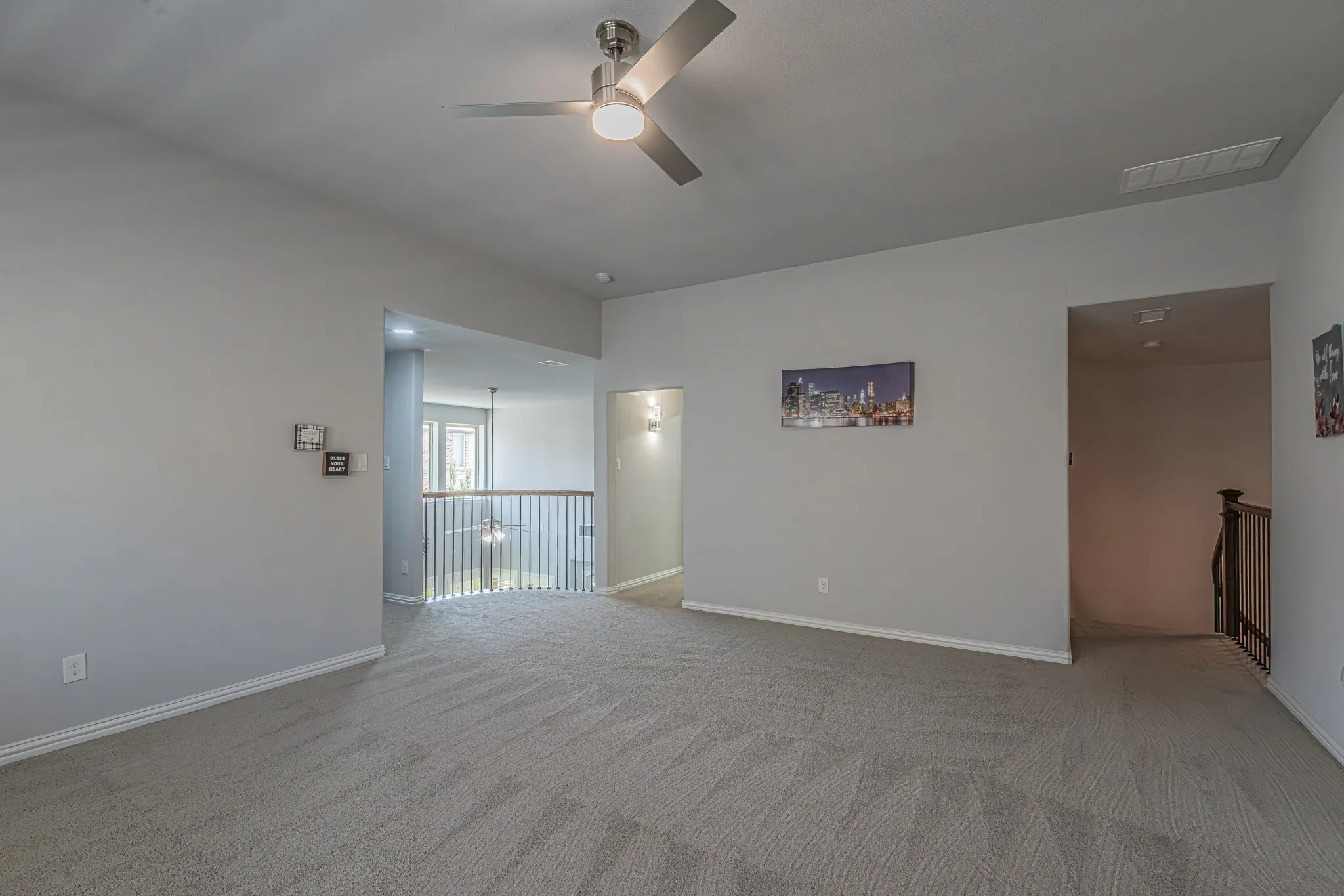 Single Family Residence For Sale in Denton County , 2517 Saffire Way, Lewisville, Texas 75056, 4 Bedroom, 4 Bathroom, 2 Garage spaces, 3,643 Sqft, built in 2017, mls#21407630, Real Estate Agent in Lewisville, Homes For Sale in Denton county, Homes For Sale in Lewisville, Realtor in Lewisville Texas, Real Estate Brokerage Independent Realty Texas, Luminita Cordes Realtor