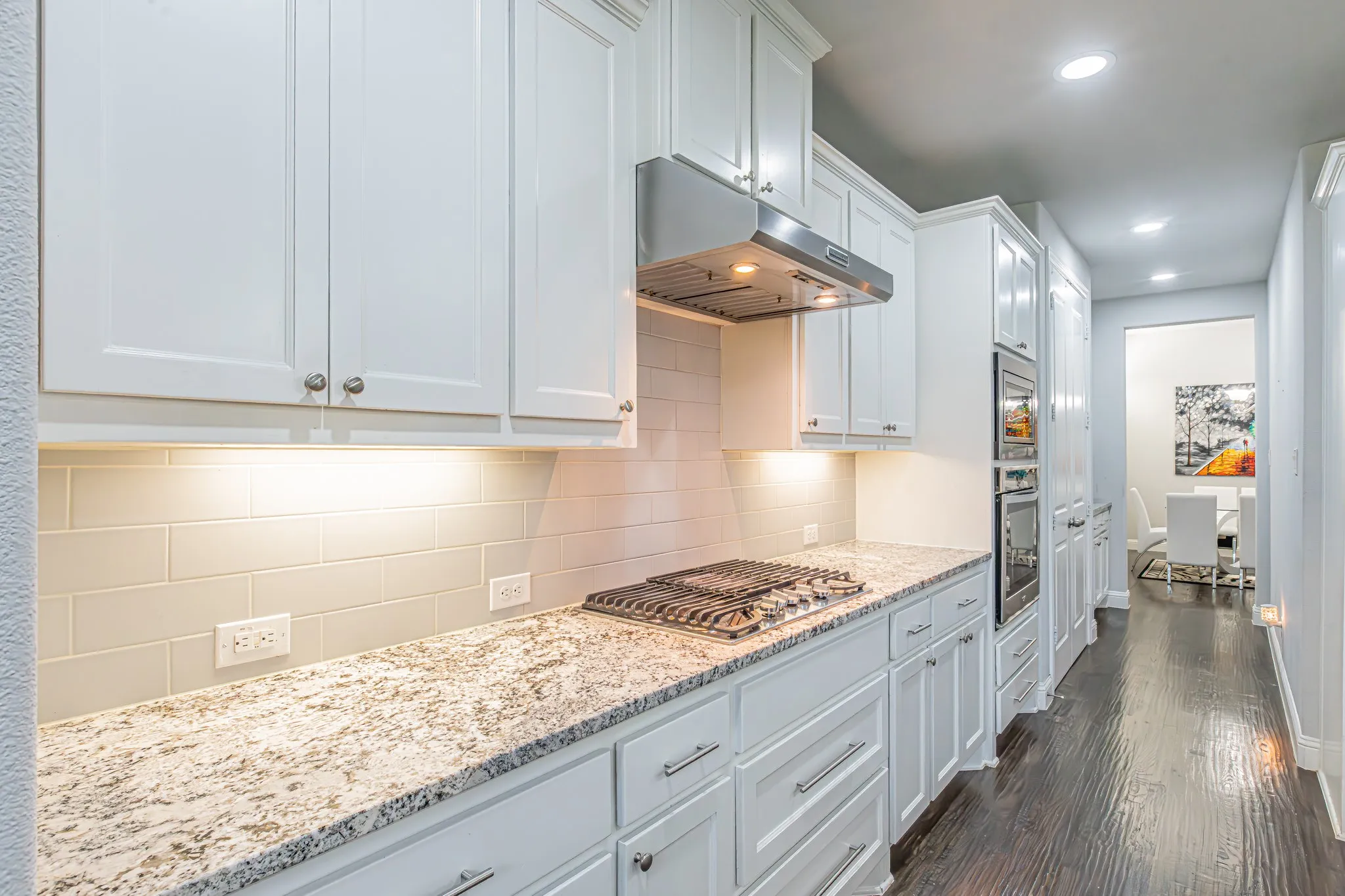 Single Family Residence For Sale in Denton County , 2517 Saffire Way, Lewisville, Texas 75056, 4 Bedroom, 4 Bathroom, 2 Garage spaces, 3,643 Sqft, built in 2017, mls#21407630, Real Estate Agent in Lewisville, Homes For Sale in Denton county, Homes For Sale in Lewisville, Realtor in Lewisville Texas, Real Estate Brokerage Independent Realty Texas, Luminita Cordes Realtor