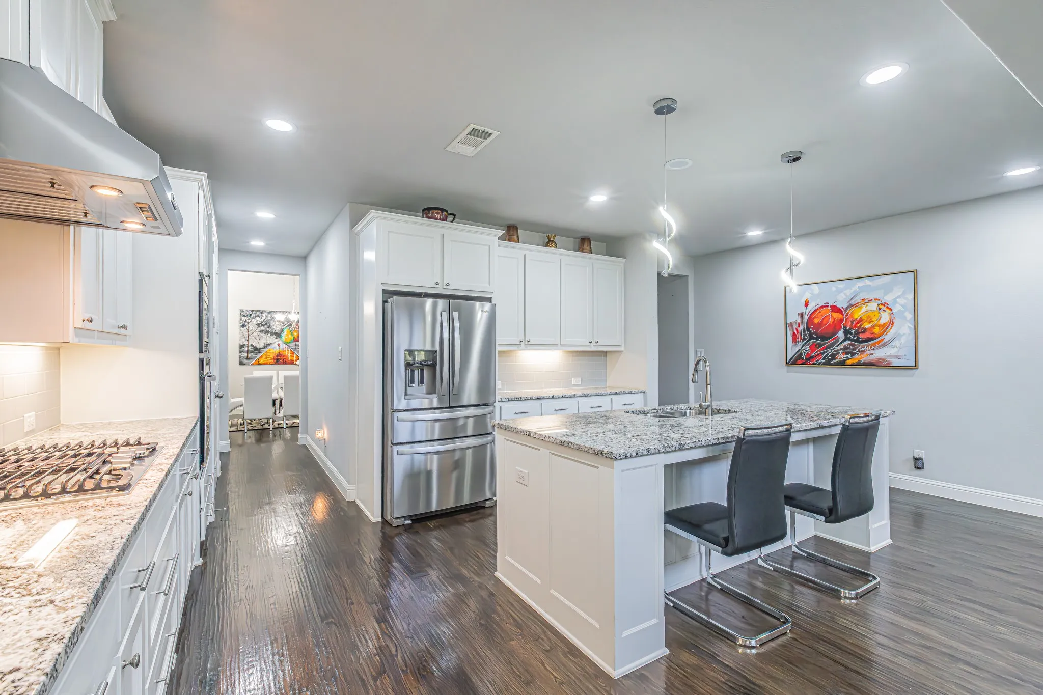 Single Family Residence For Sale in Denton County , 2517 Saffire Way, Lewisville, Texas 75056, 4 Bedroom, 4 Bathroom, 2 Garage spaces, 3,643 Sqft, built in 2017, mls#21407630, Real Estate Agent in Lewisville, Homes For Sale in Denton county, Homes For Sale in Lewisville, Realtor in Lewisville Texas, Real Estate Brokerage Independent Realty Texas, Luminita Cordes Realtor
