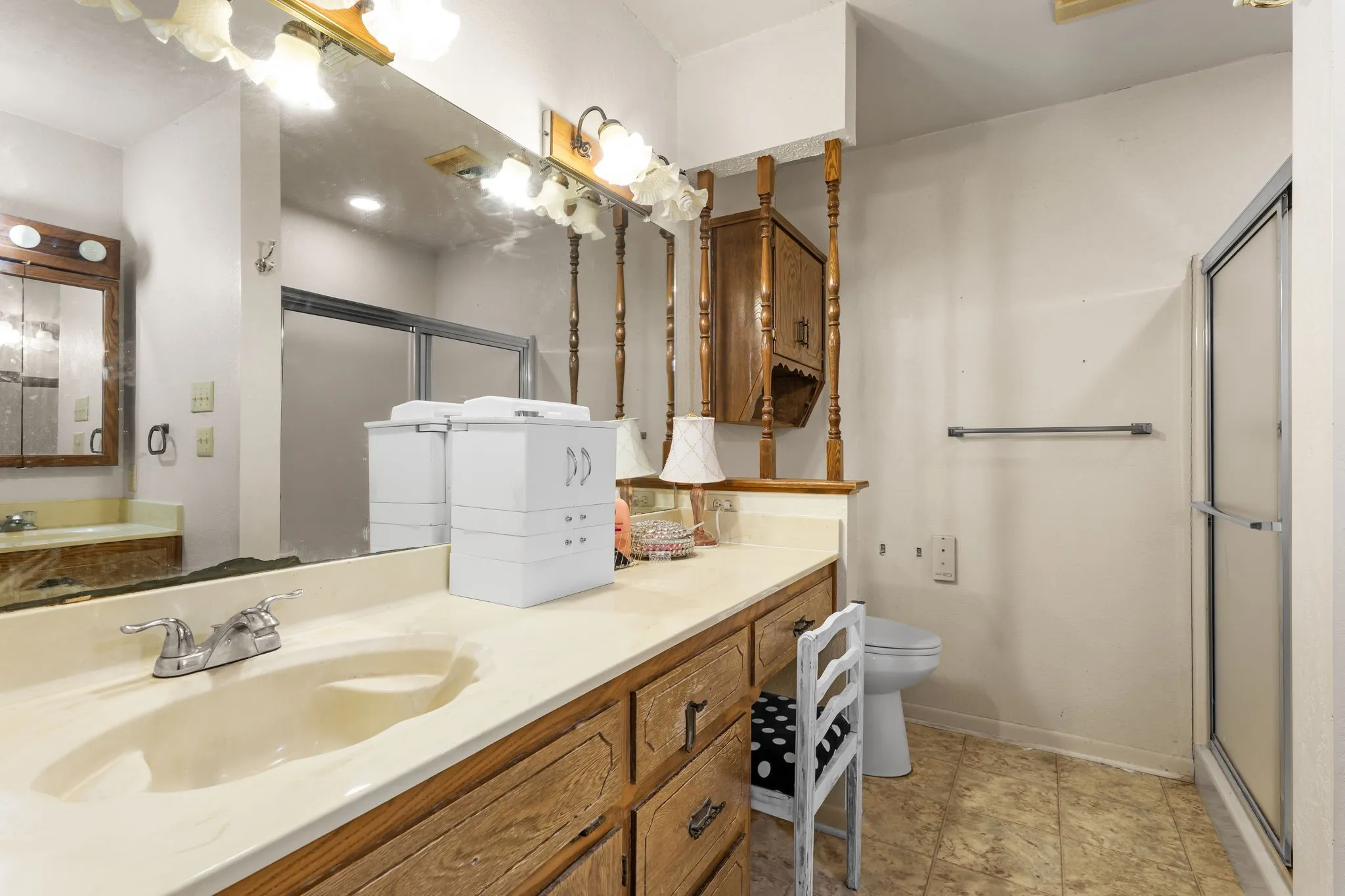 Single Family Residence For Sale in Mc Lennan County , 267 Ish Street, China Spring, Texas 76633, 4 Bedroom, 3 Bathroom, 2 Garage spaces, 2,224 Sqft, built in 1987, mls#21407241, Real Estate Agent in China Spring, Homes For Sale in Mc Lennan county, Homes For Sale in China Spring, Realtor in China Spring Texas, Real Estate Brokerage Independent Realty Texas, Luminita Cordes Realtor