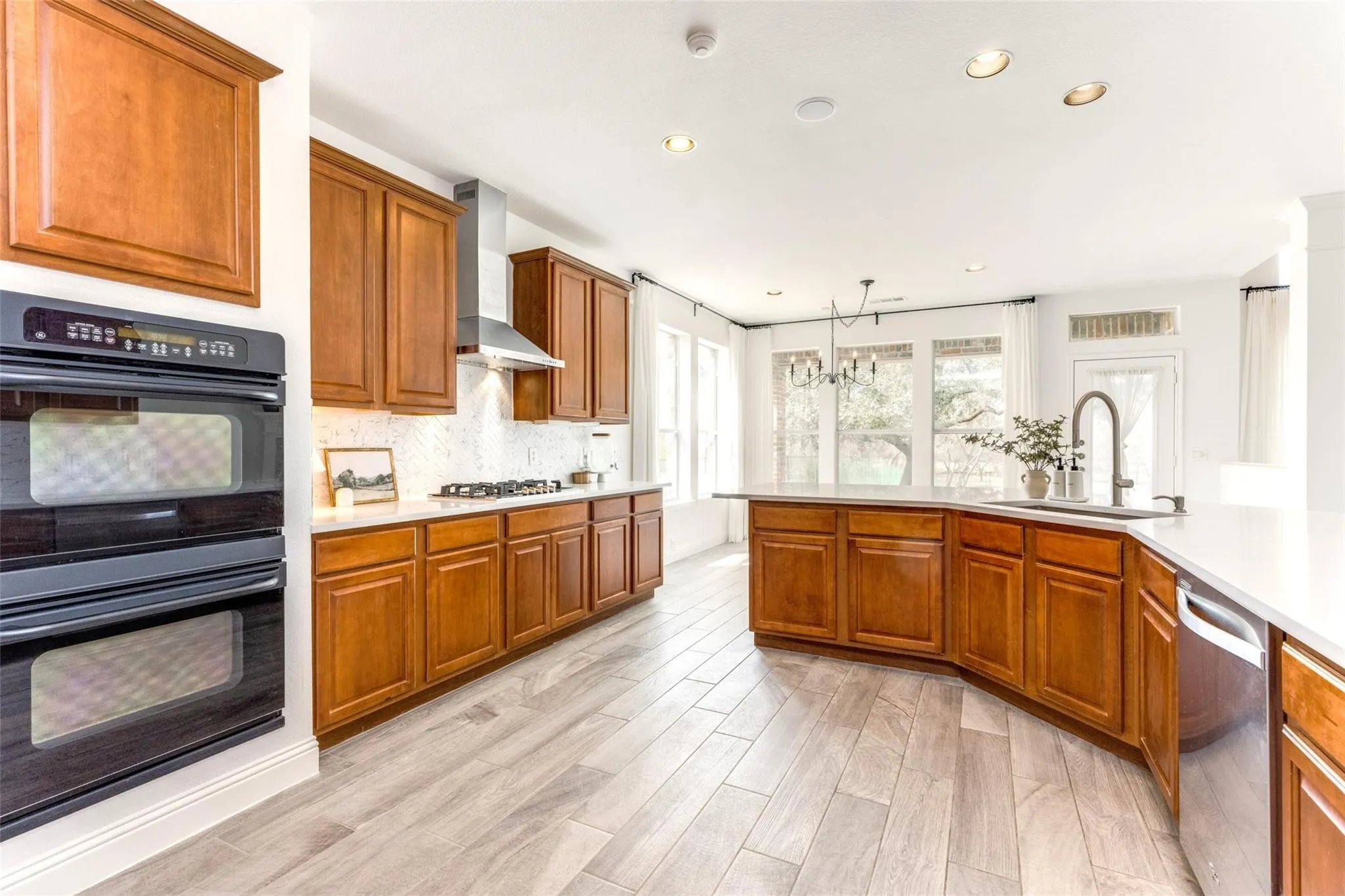 Single Family Residence For Rent in Denton County , 11457 La Cantera Trail, Frisco, Texas 75033, 5 Bedroom, 4 Bathroom, 2 Garage spaces, 3,958 Sqft, built in 2004, mls#21407519, Real Estate Agent in Frisco, Homes For Rent in Denton county, Homes For Rent in Frisco, Realtor in Frisco Texas, Real Estate Brokerage Independent Realty Texas, Luminita Cordes Realtor