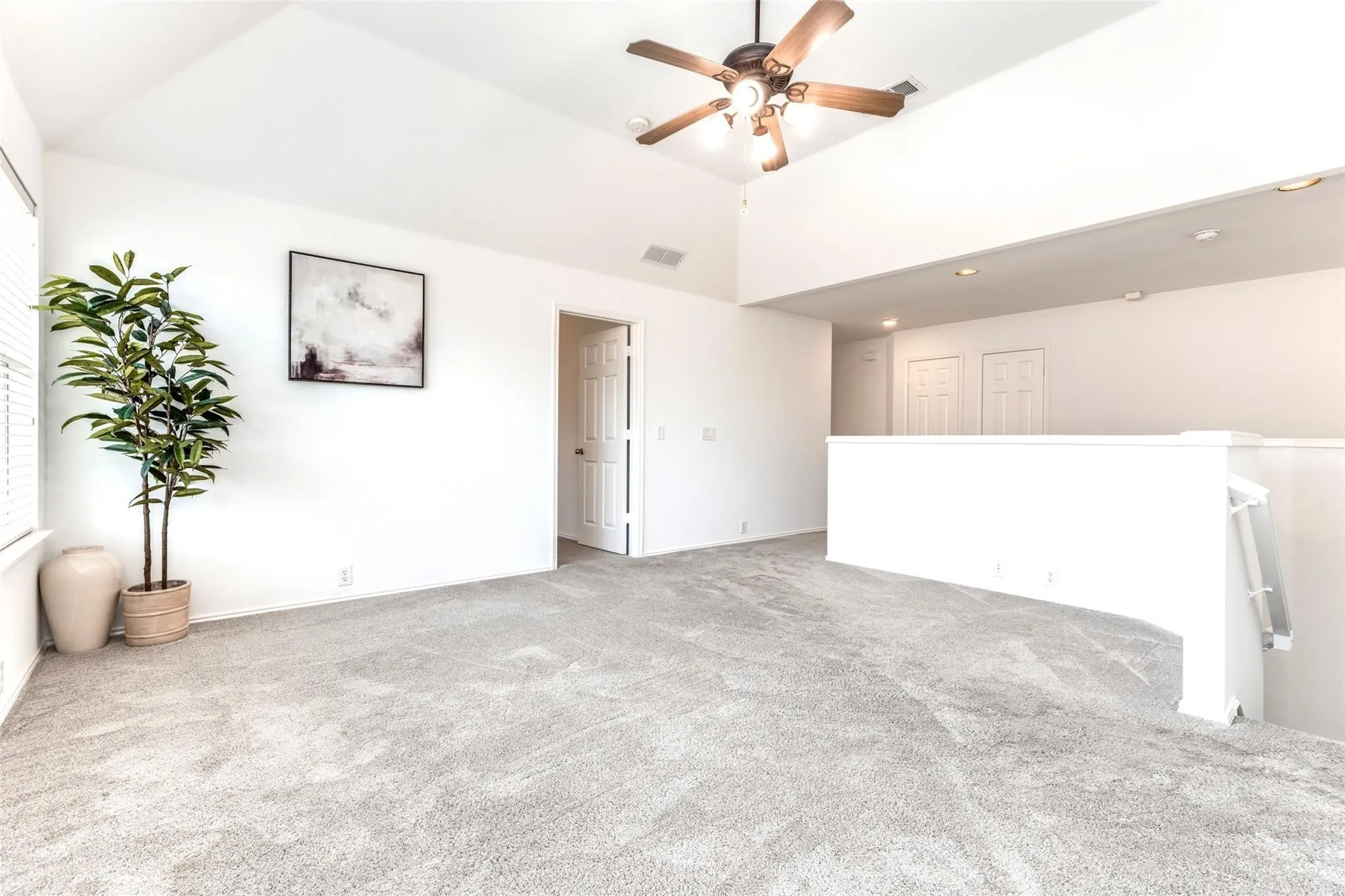 Single Family Residence For Rent in Denton County , 11457 La Cantera Trail, Frisco, Texas 75033, 5 Bedroom, 4 Bathroom, 2 Garage spaces, 3,958 Sqft, built in 2004, mls#21407519, Real Estate Agent in Frisco, Homes For Rent in Denton county, Homes For Rent in Frisco, Realtor in Frisco Texas, Real Estate Brokerage Independent Realty Texas, Luminita Cordes Realtor