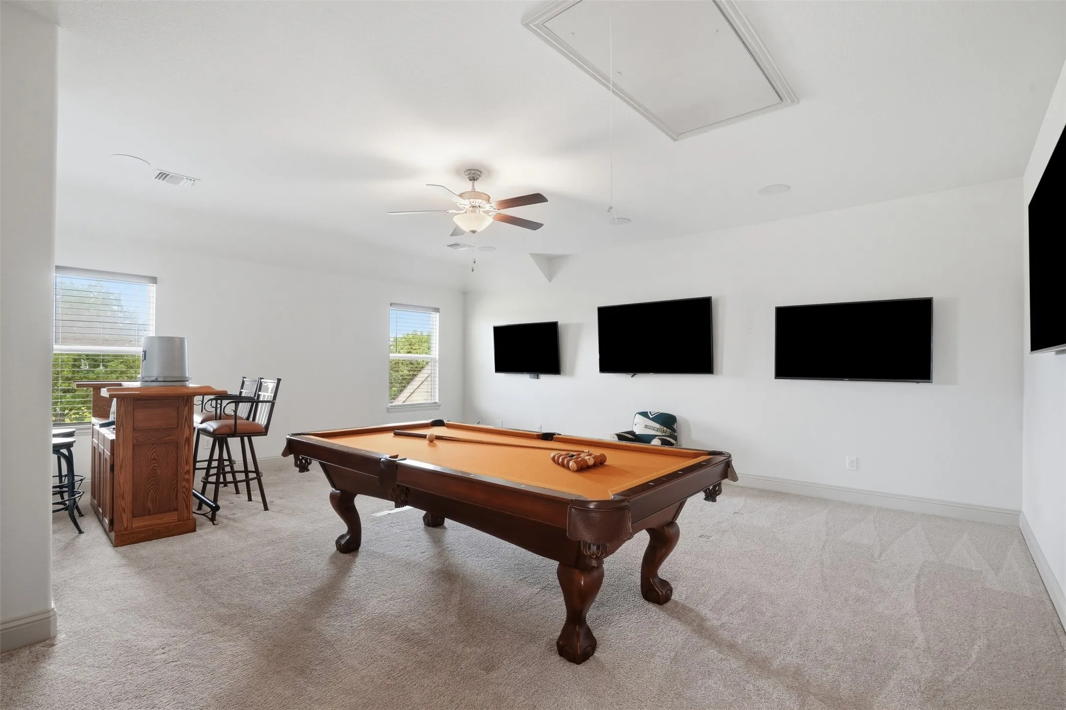 Single Family Residence For Sale in Tarrant County , 12140 Indian Creek Drive, Fort Worth, Texas 76179, 4 Bedroom, 4 Bathroom, 2 Garage spaces, 3,544 Sqft, built in 2019, mls#21407013, Real Estate Agent in Fort Worth, Homes For Sale in Tarrant county, Homes For Sale in Fort Worth, Realtor in Fort Worth Texas, Real Estate Brokerage Independent Realty Texas, Luminita Cordes Realtor