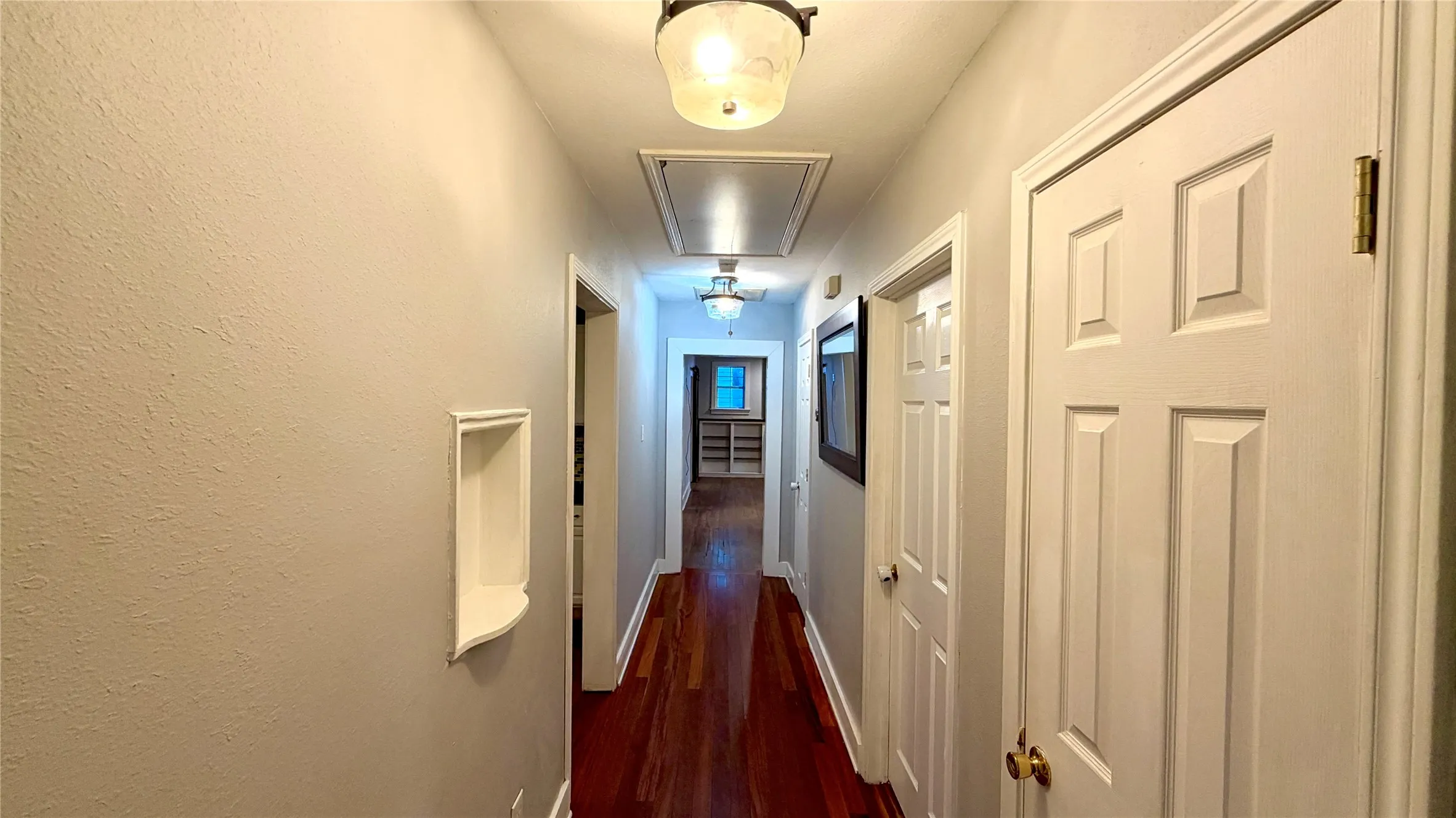 Single Family Residence For Sale in Kaufman County , 313 Elm Drive, Terrell, Texas 75160, 3 Bedroom, 2 Bathroom, 1 Garage spaces, 2,422 Sqft, built in 1940, mls#21405635, Real Estate Agent in Terrell, Homes For Sale in Kaufman county, Homes For Sale in Terrell, Realtor in Terrell Texas, Real Estate Brokerage Independent Realty Texas, Luminita Cordes Realtor