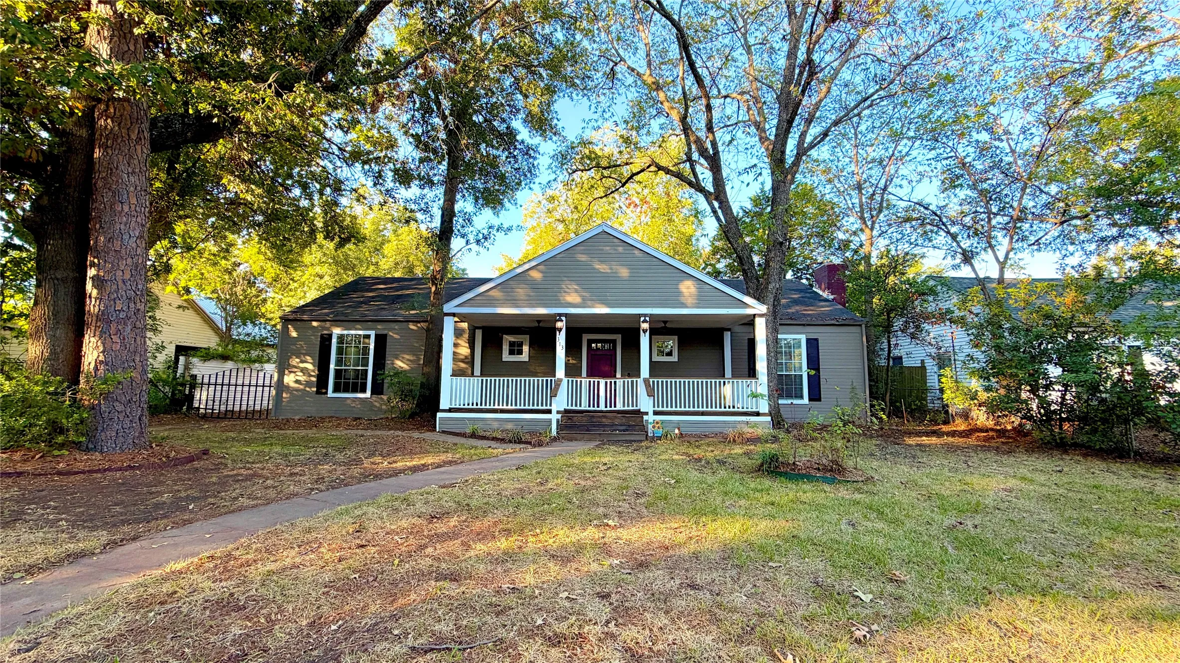 Single Family Residence For Sale