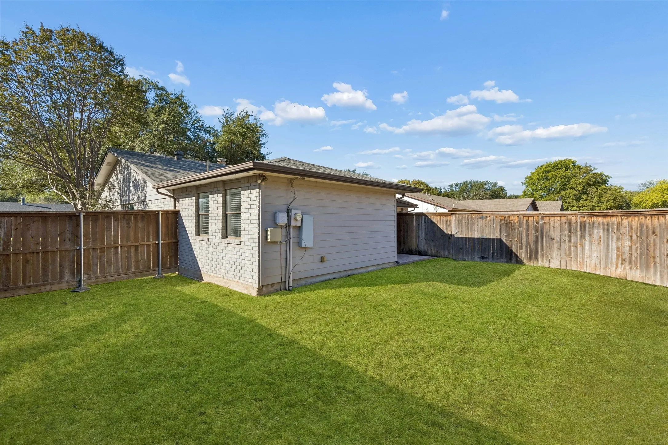 Single Family Residence For Rent in Collin County , 921 Harvest Glen Drive, Plano, Texas 75023, 3 Bedroom, 2 Bathroom, 2 Garage spaces, 1,800 Sqft, built in 1972, mls#21407145, Real Estate Agent in Plano, Homes For Rent in Collin county, Homes For Rent in Plano, Realtor in Plano Texas, Real Estate Brokerage Independent Realty Texas, Luminita Cordes Realtor