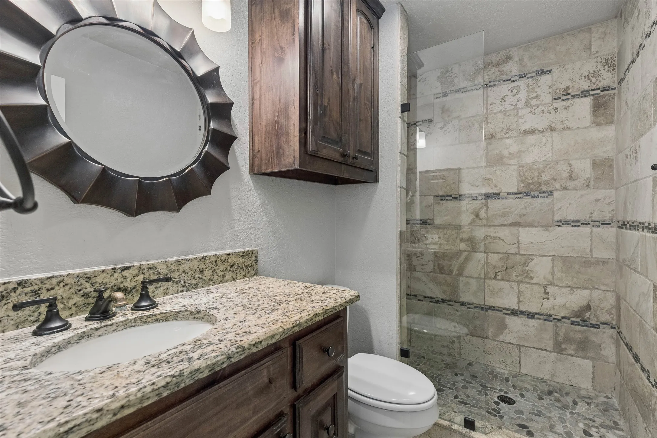 Single Family Residence For Rent in Collin County , 921 Harvest Glen Drive, Plano, Texas 75023, 3 Bedroom, 2 Bathroom, 2 Garage spaces, 1,800 Sqft, built in 1972, mls#21407145, Real Estate Agent in Plano, Homes For Rent in Collin county, Homes For Rent in Plano, Realtor in Plano Texas, Real Estate Brokerage Independent Realty Texas, Luminita Cordes Realtor