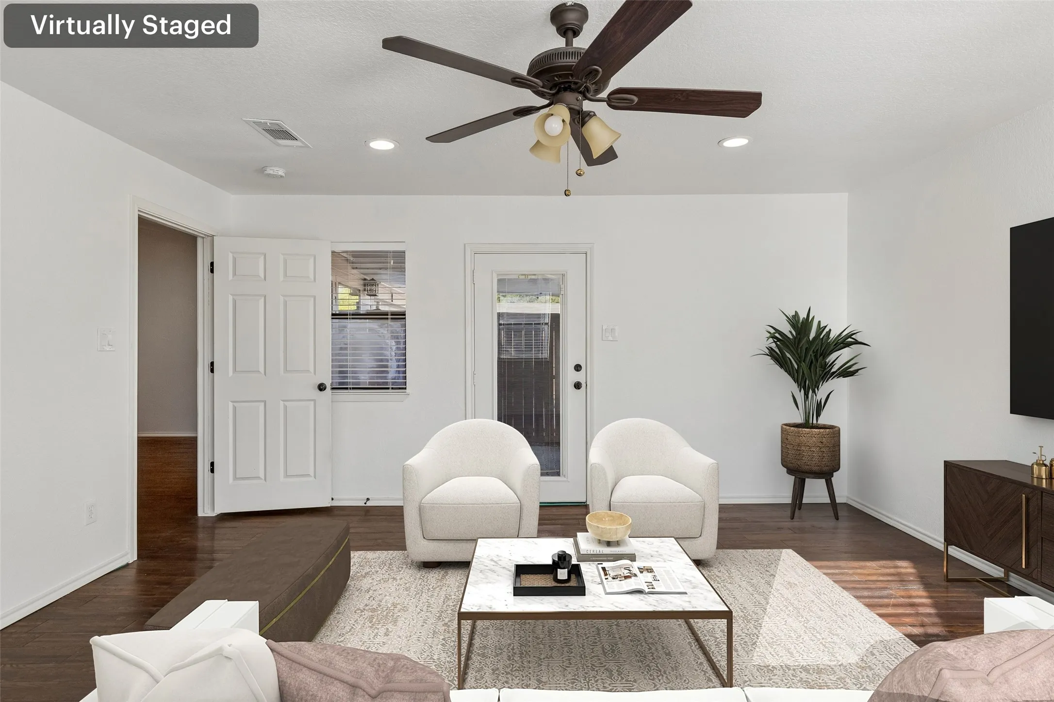 Single Family Residence For Rent in Collin County , 921 Harvest Glen Drive, Plano, Texas 75023, 3 Bedroom, 2 Bathroom, 2 Garage spaces, 1,800 Sqft, built in 1972, mls#21407145, Real Estate Agent in Plano, Homes For Rent in Collin county, Homes For Rent in Plano, Realtor in Plano Texas, Real Estate Brokerage Independent Realty Texas, Luminita Cordes Realtor
