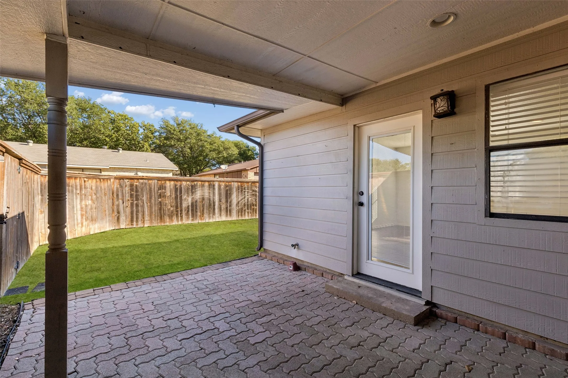 Single Family Residence For Rent in Collin County , 921 Harvest Glen Drive, Plano, Texas 75023, 3 Bedroom, 2 Bathroom, 2 Garage spaces, 1,800 Sqft, built in 1972, mls#21407145, Real Estate Agent in Plano, Homes For Rent in Collin county, Homes For Rent in Plano, Realtor in Plano Texas, Real Estate Brokerage Independent Realty Texas, Luminita Cordes Realtor