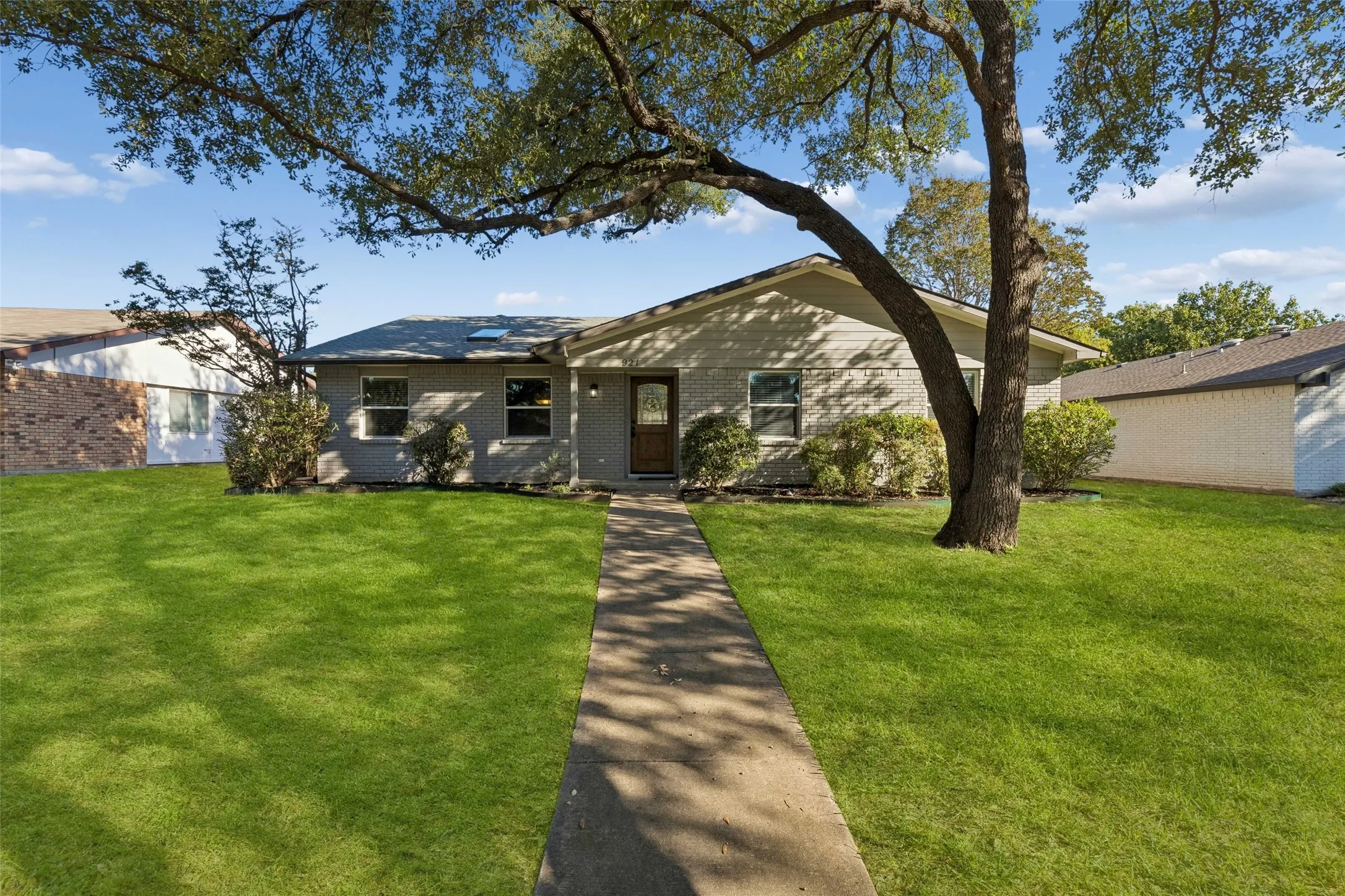 Single Family Residence For Rent