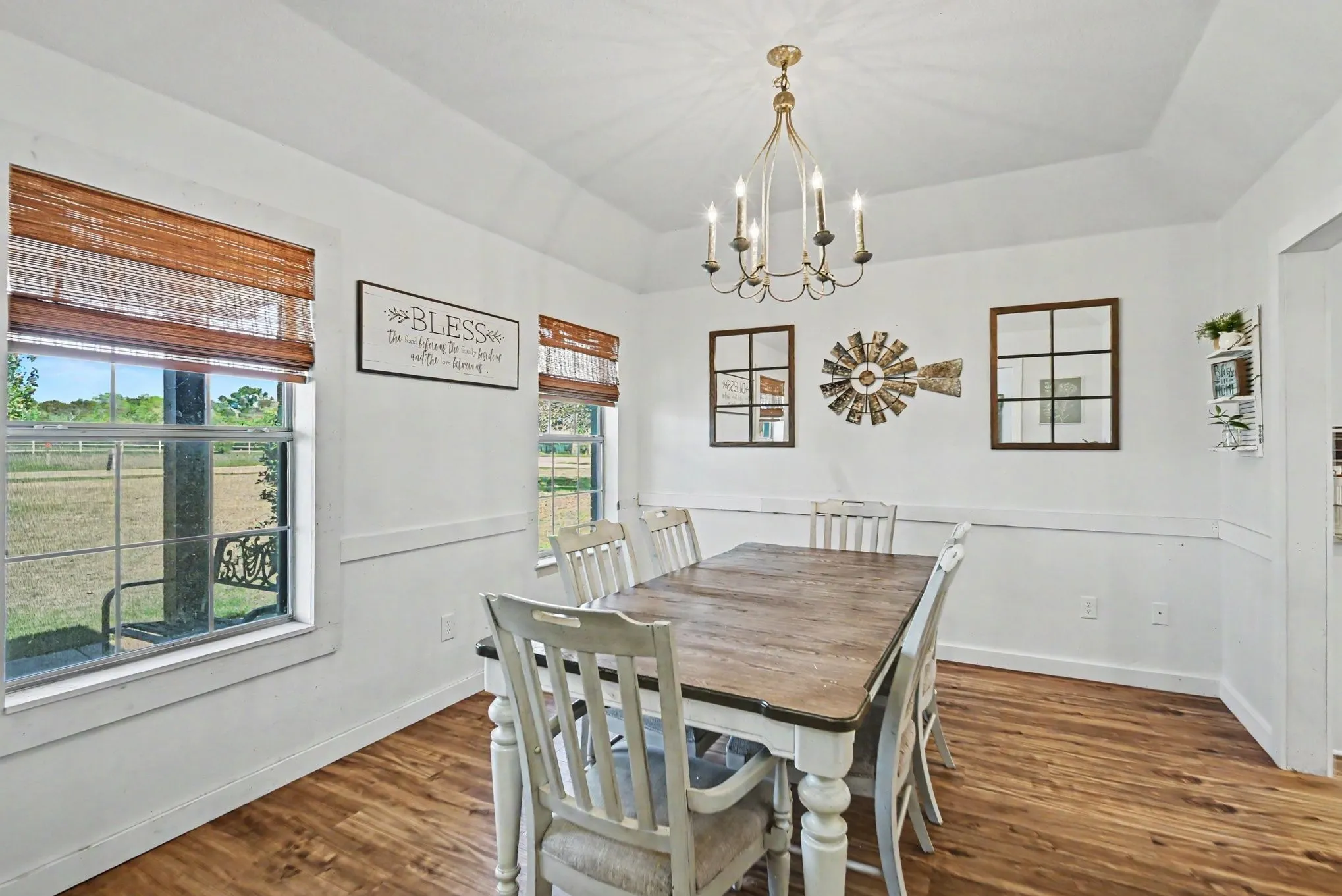 Single Family Residence For Sale in Wise County , 152 Angus Court, Paradise, Texas 76073, 4 Bedroom, 4 Bathroom, 2 Garage spaces, 3,276 Sqft, built in 1999, mls#21392144, Real Estate Agent in Paradise, Homes For Sale in Wise county, Homes For Sale in Paradise, Realtor in Paradise Texas, Real Estate Brokerage Independent Realty Texas, Luminita Cordes Realtor