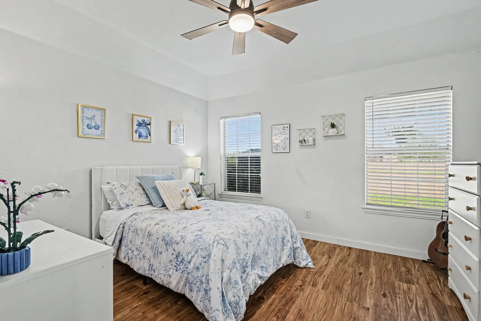 Single Family Residence For Sale in Wise County , 152 Angus Court, Paradise, Texas 76073, 4 Bedroom, 4 Bathroom, 2 Garage spaces, 3,276 Sqft, built in 1999, mls#21392144, Real Estate Agent in Paradise, Homes For Sale in Wise county, Homes For Sale in Paradise, Realtor in Paradise Texas, Real Estate Brokerage Independent Realty Texas, Luminita Cordes Realtor