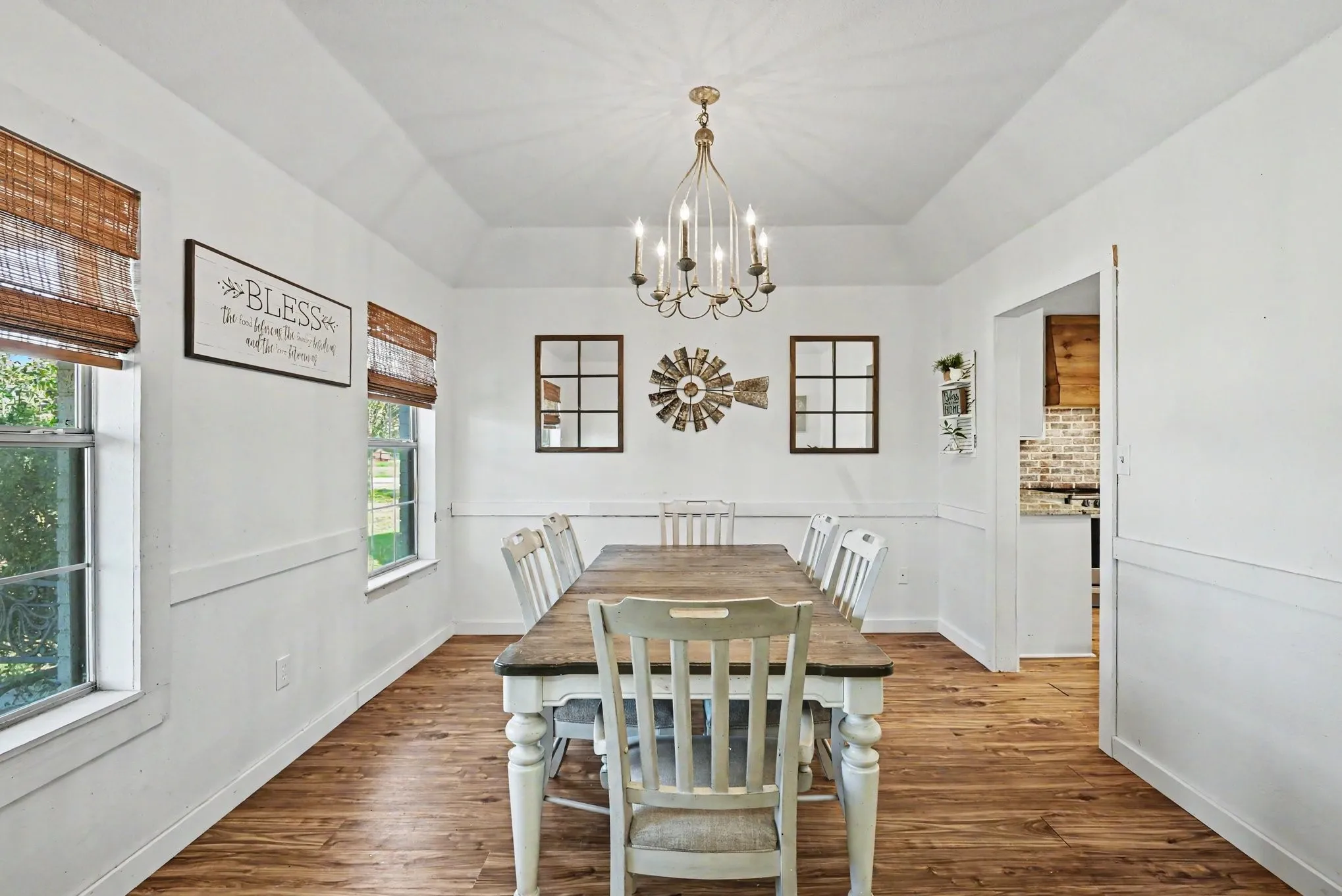 Single Family Residence For Sale in Wise County , 152 Angus Court, Paradise, Texas 76073, 4 Bedroom, 4 Bathroom, 2 Garage spaces, 3,276 Sqft, built in 1999, mls#21392144, Real Estate Agent in Paradise, Homes For Sale in Wise county, Homes For Sale in Paradise, Realtor in Paradise Texas, Real Estate Brokerage Independent Realty Texas, Luminita Cordes Realtor
