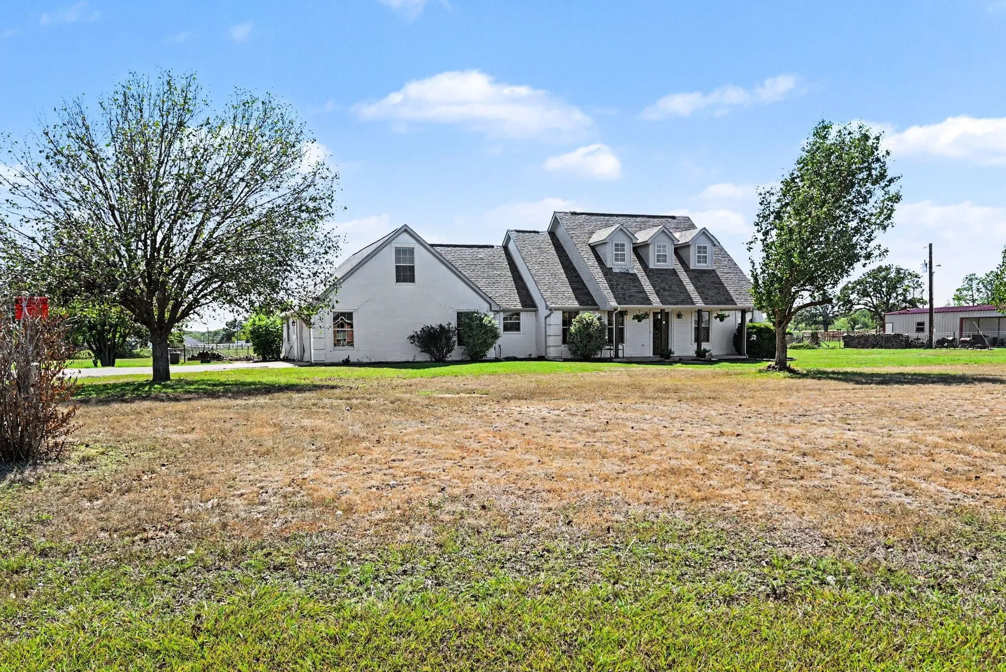 Single Family Residence For Sale in Wise County , 152 Angus Court, Paradise, Texas 76073, 4 Bedroom, 4 Bathroom, 2 Garage spaces, 3,276 Sqft, built in 1999, mls#21392144, Real Estate Agent in Paradise, Homes For Sale in Wise county, Homes For Sale in Paradise, Realtor in Paradise Texas, Real Estate Brokerage Independent Realty Texas, Luminita Cordes Realtor