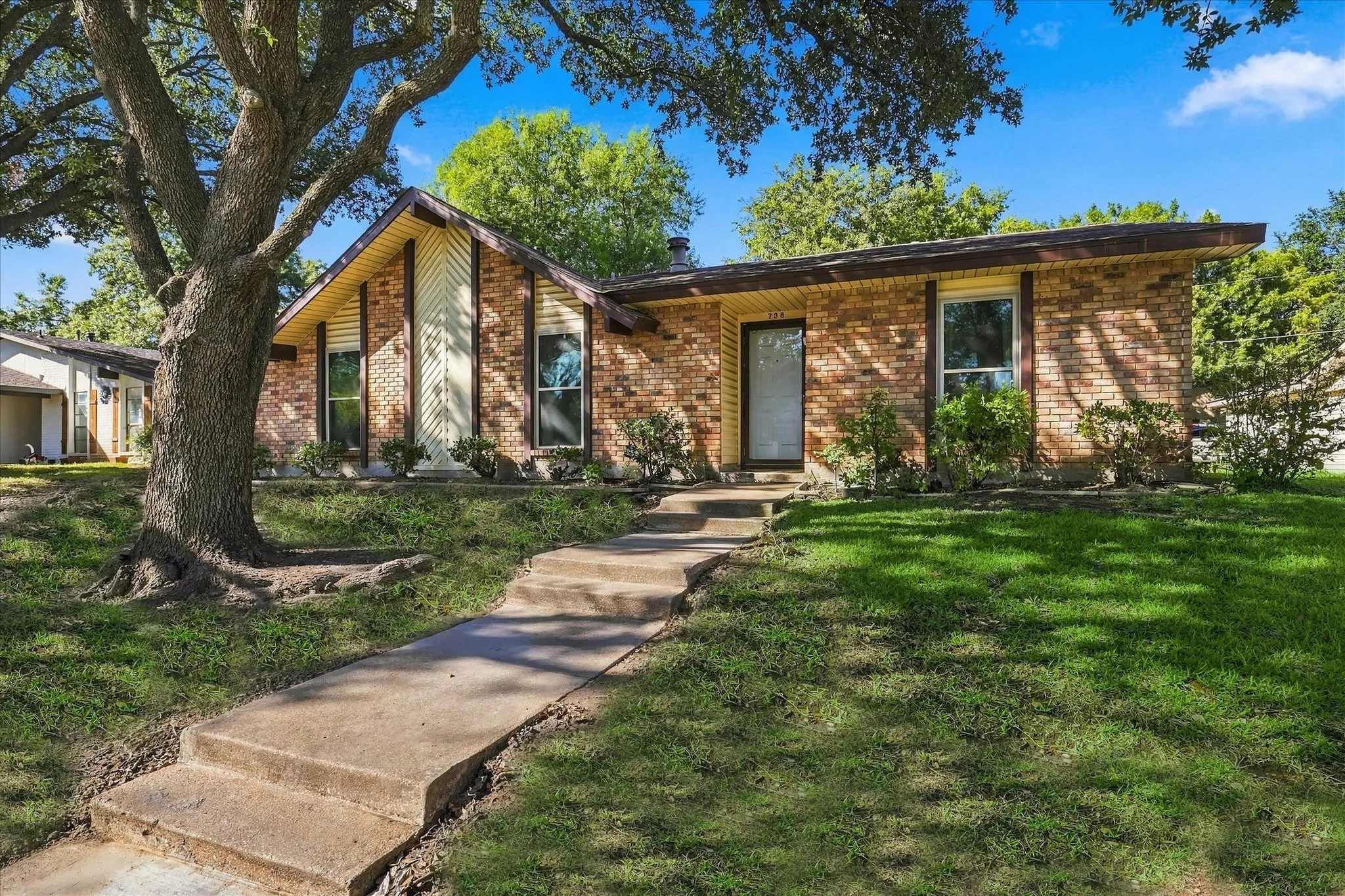 Single Family Residence For Sale