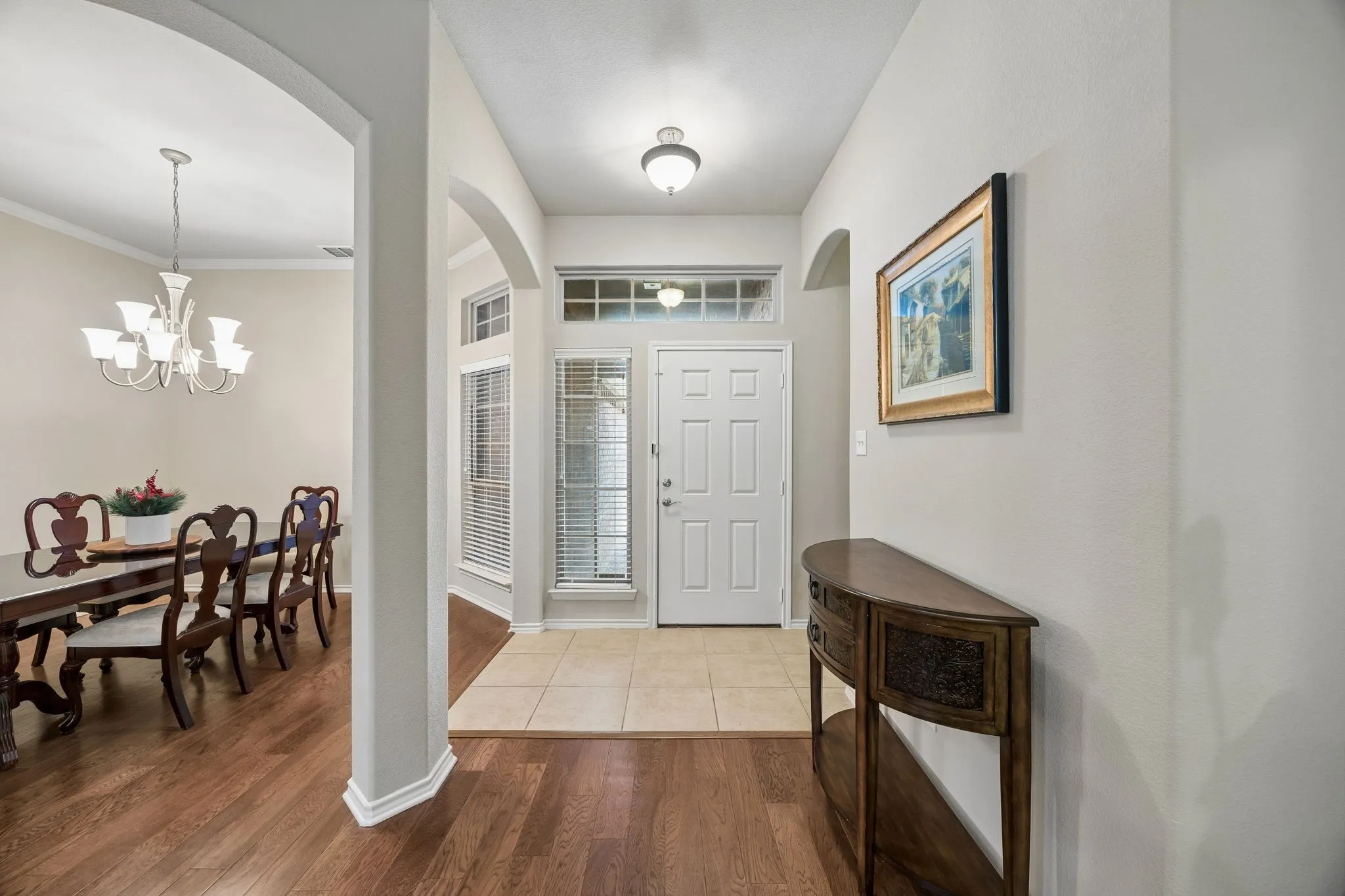 Single Family Residence For Sale in Tarrant County , 504 Valencia Drive, Arlington, Texas 76002, 4 Bedroom, 2 Bathroom, 2 Garage spaces, 2,231 Sqft, built in 2008, mls#21407662, Real Estate Agent in Arlington, Homes For Sale in Tarrant county, Homes For Sale in Arlington, Realtor in Arlington Texas, Real Estate Brokerage Independent Realty Texas, Luminita Cordes Realtor